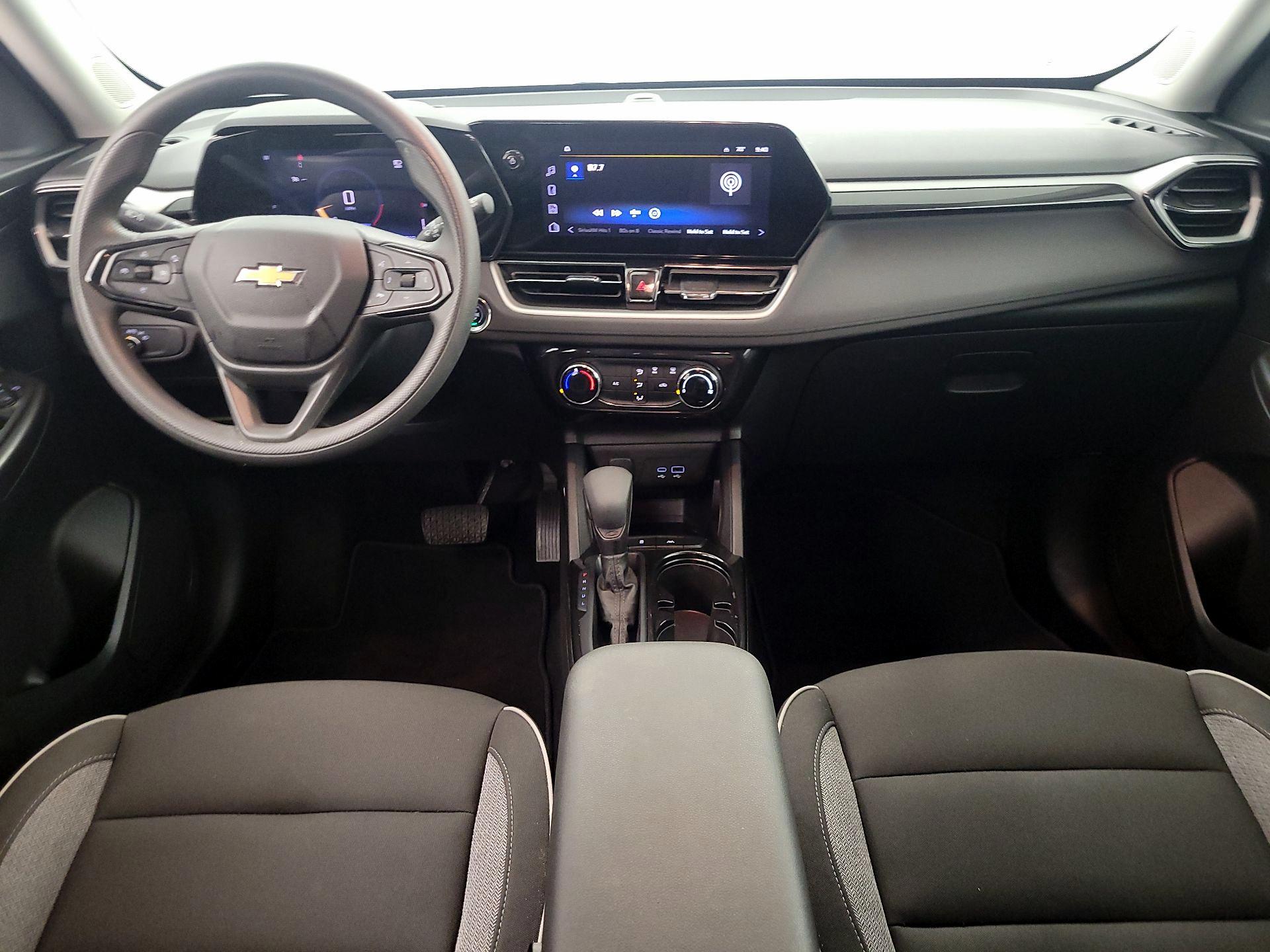 Thumbnail: 2025 Chevrolet TrailBlazer - 9
