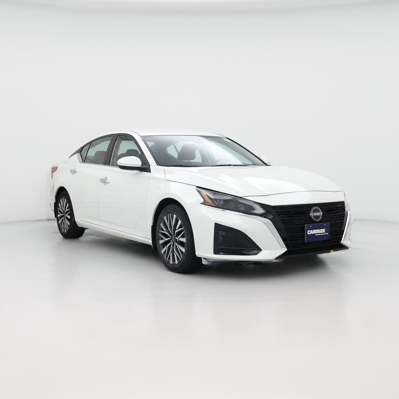 2023 Nissan Altima SV