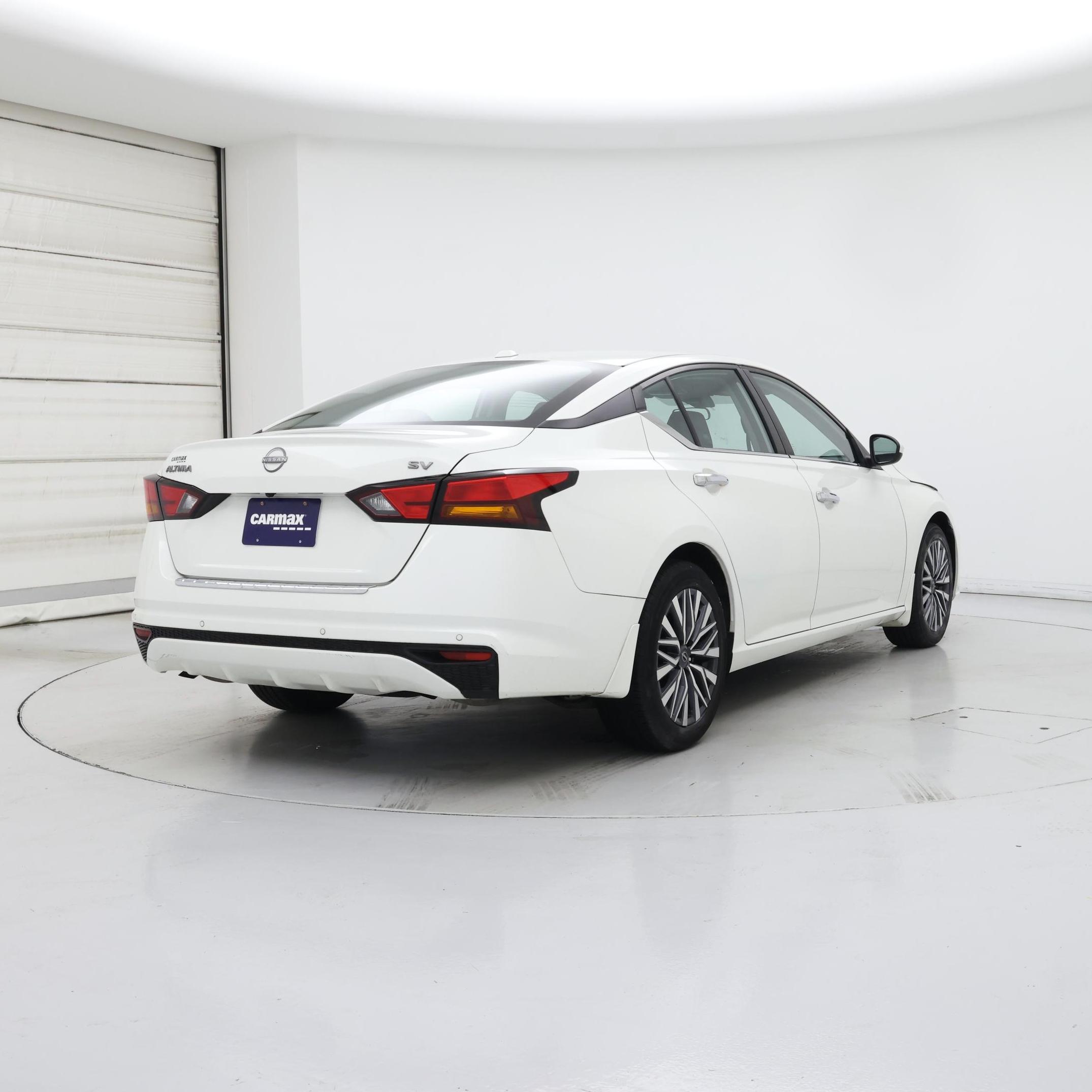 Thumbnail: 2023 Nissan Altima - 8