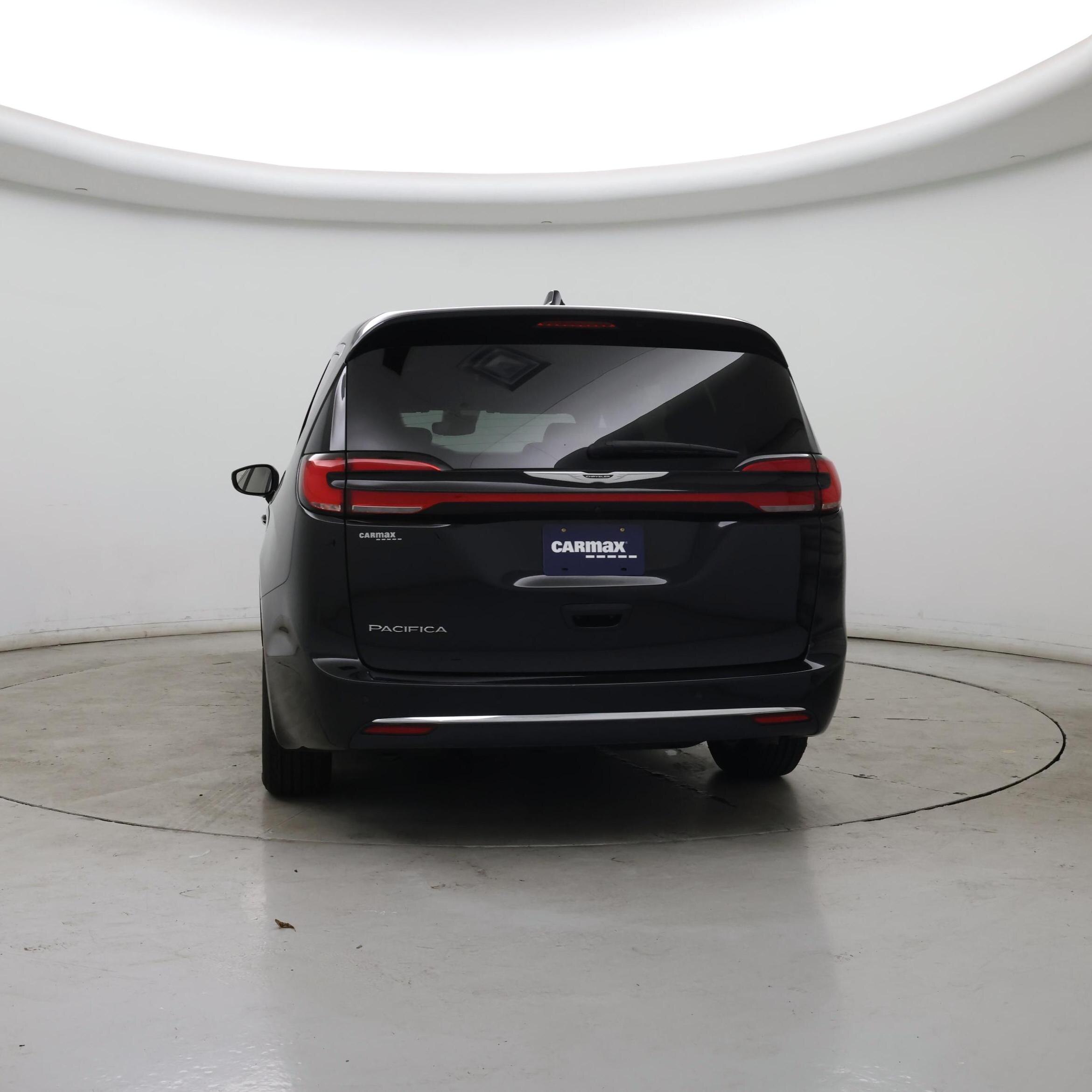 Thumbnail: 2025 Chrysler Pacifica - 6