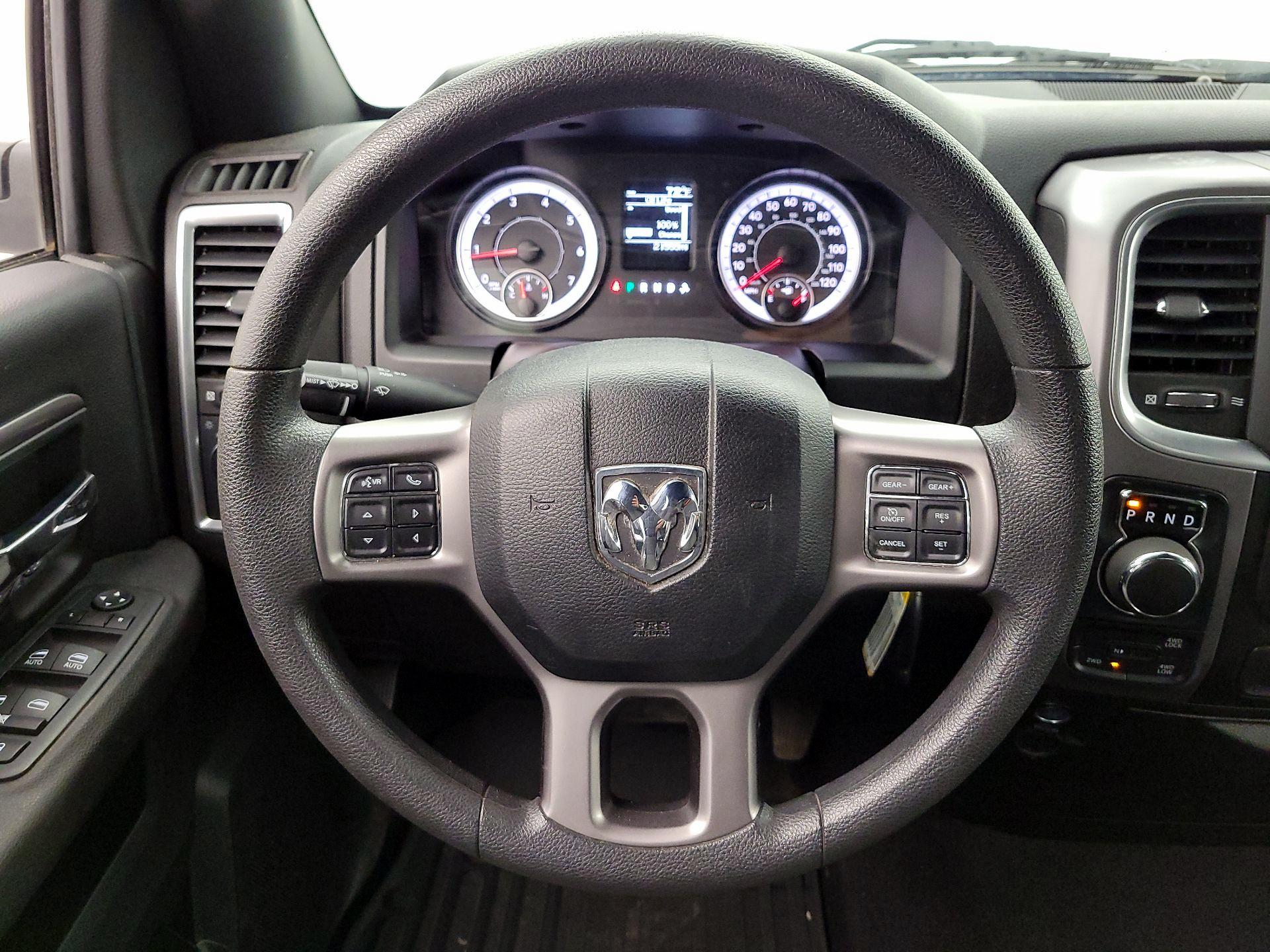 Thumbnail: 2022 RAM 1500 Classic - 10