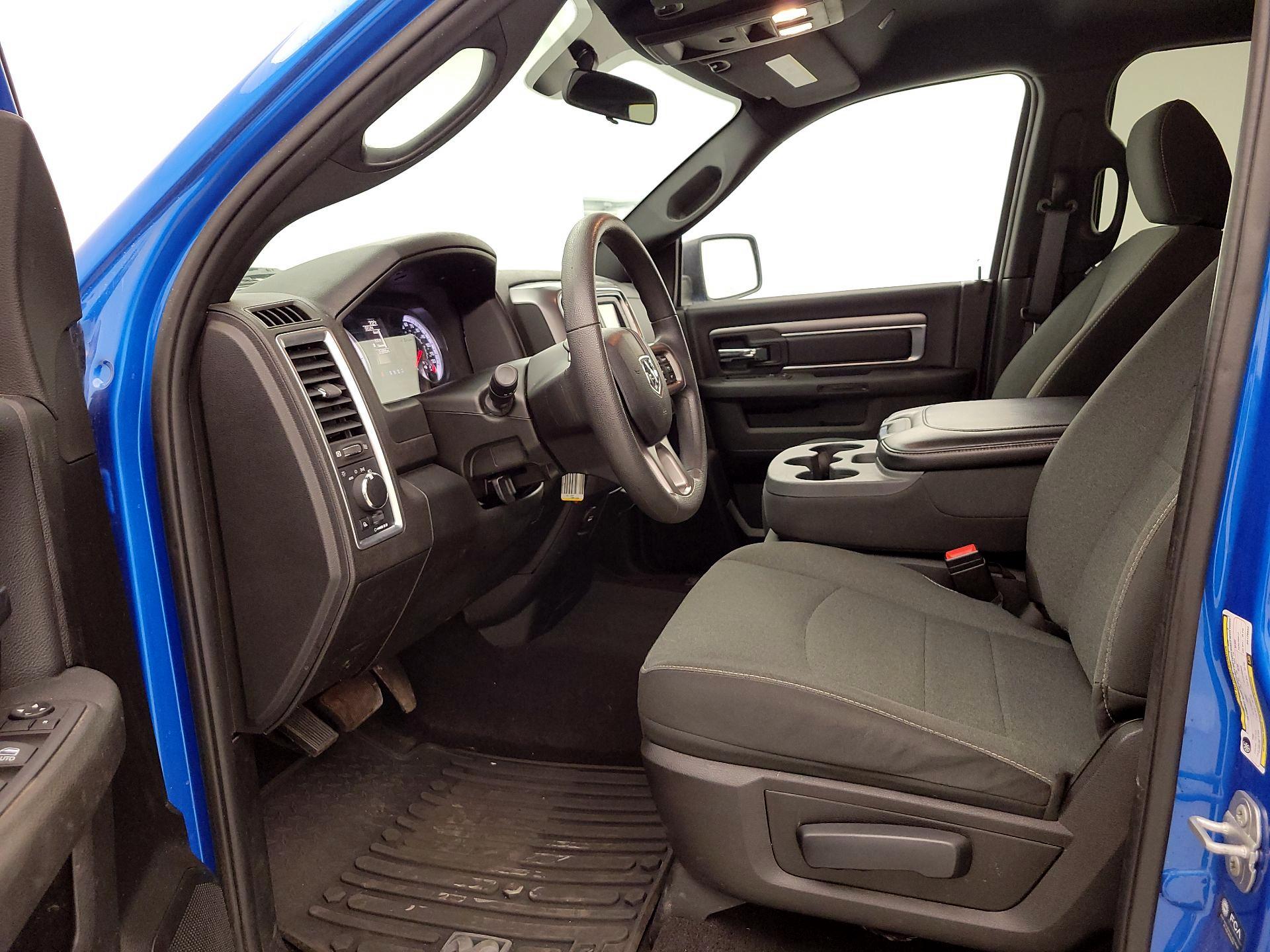 Thumbnail: 2022 RAM 1500 Classic - 11