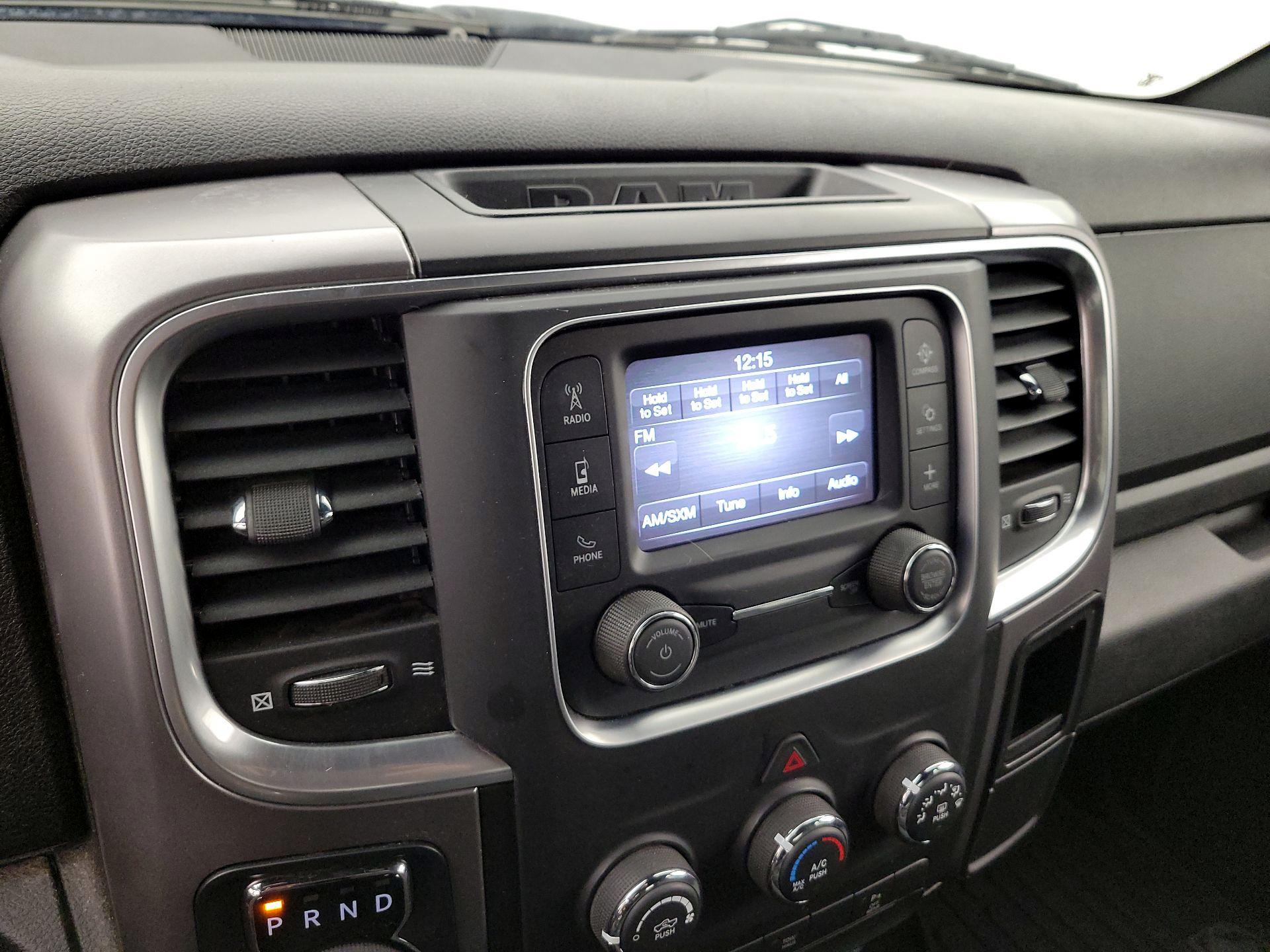 Thumbnail: 2022 RAM 1500 Classic - 15