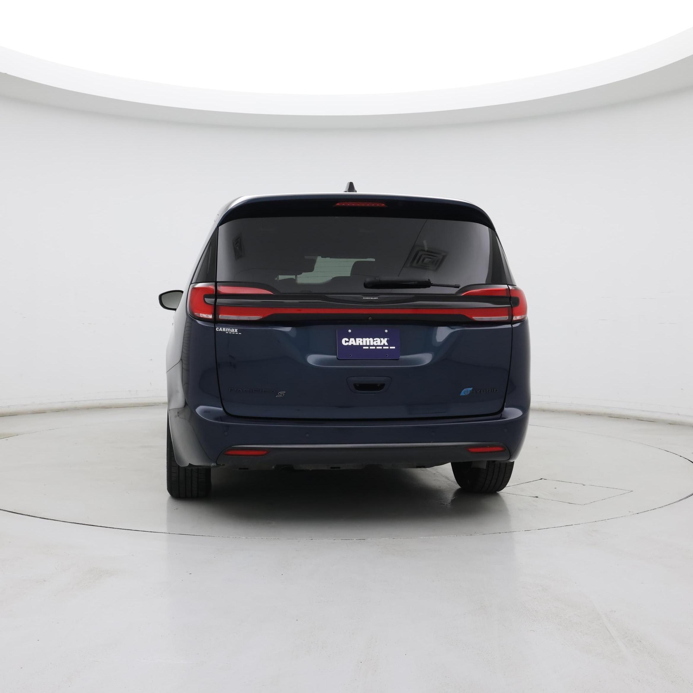Thumbnail: 2023 Chrysler Pacifica - 6