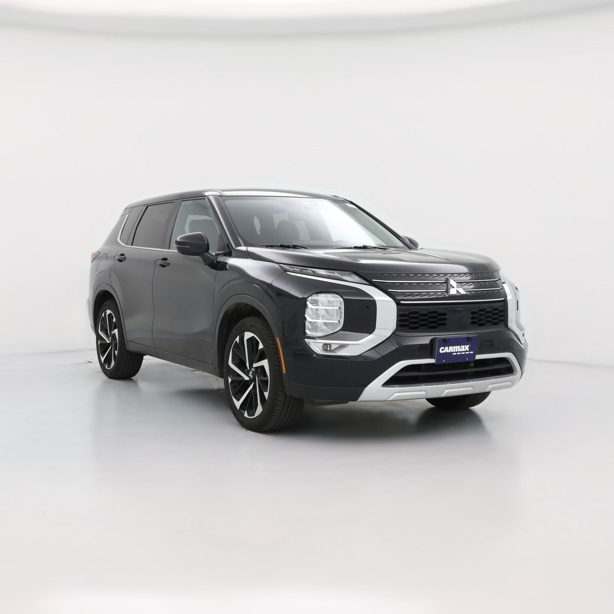 Thumbnail: 2024 Mitsubishi Outlander - 1