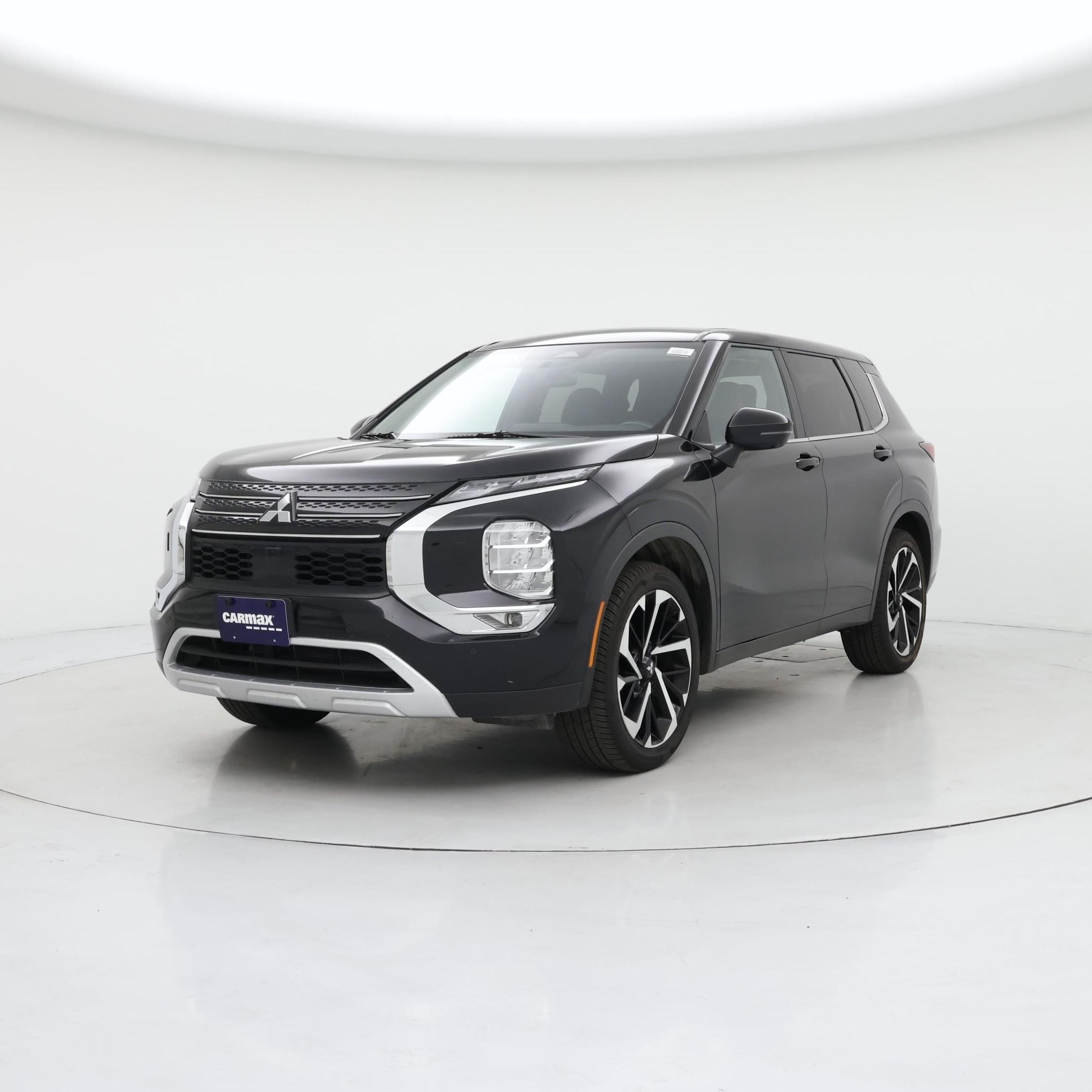 Thumbnail: 2024 Mitsubishi Outlander - 4
