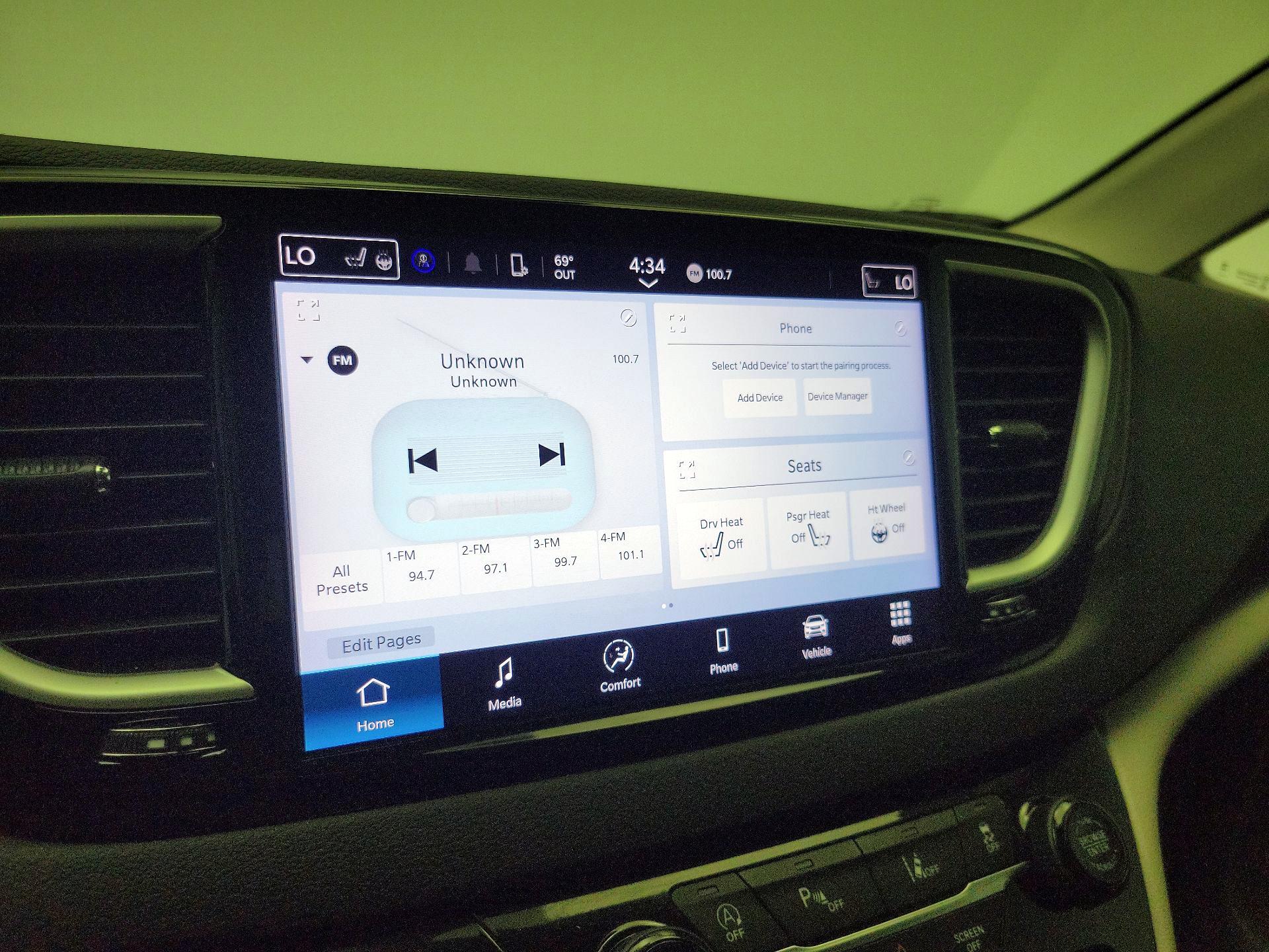 Thumbnail: 2024 Chrysler Pacifica - 13