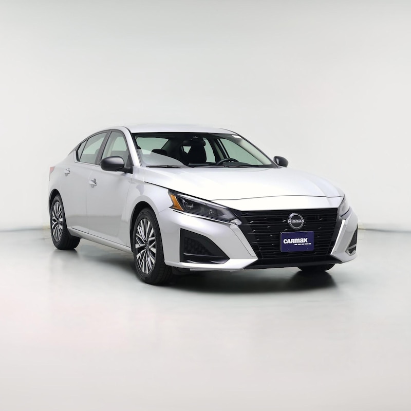 2024 Nissan Altima SV