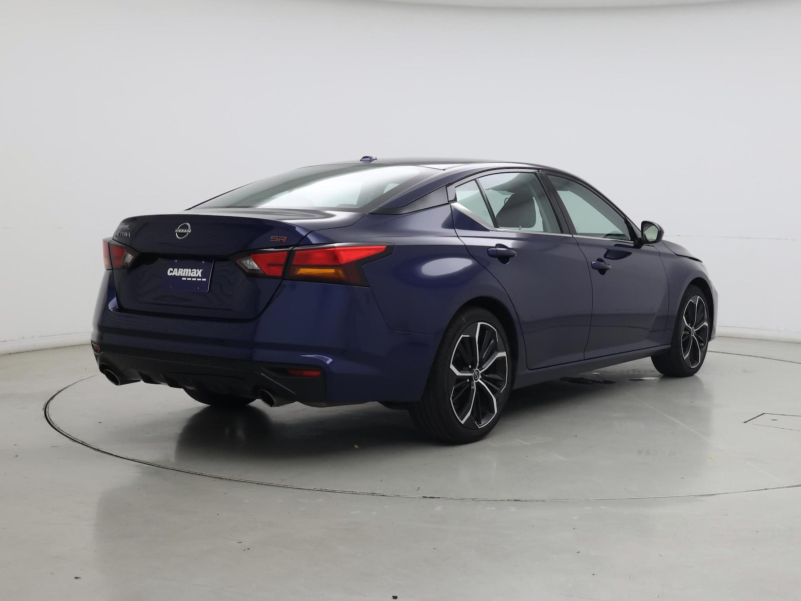 2024 Nissan Altima SR - Photo 9