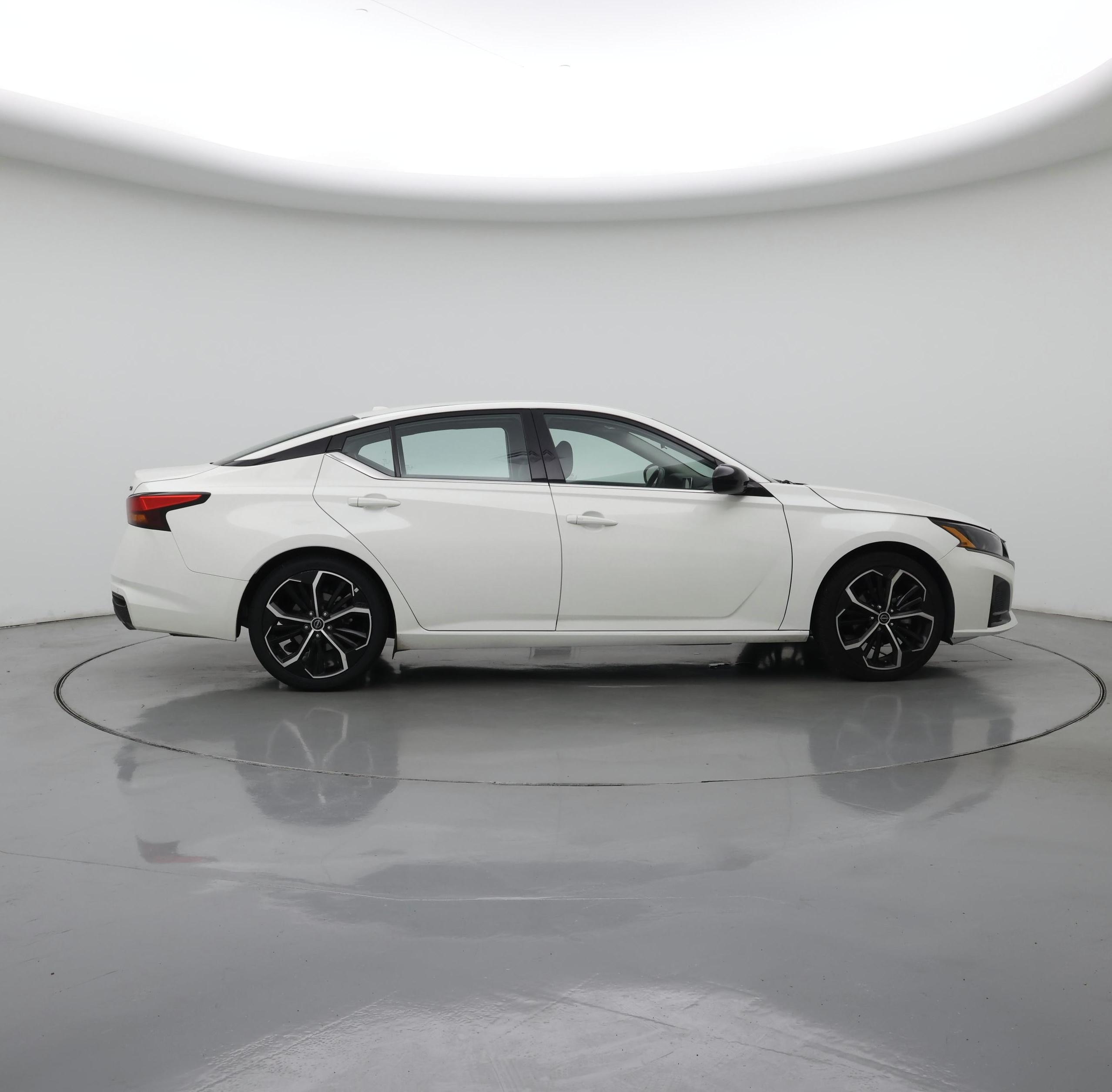Thumbnail: 2024 Nissan Altima - 7