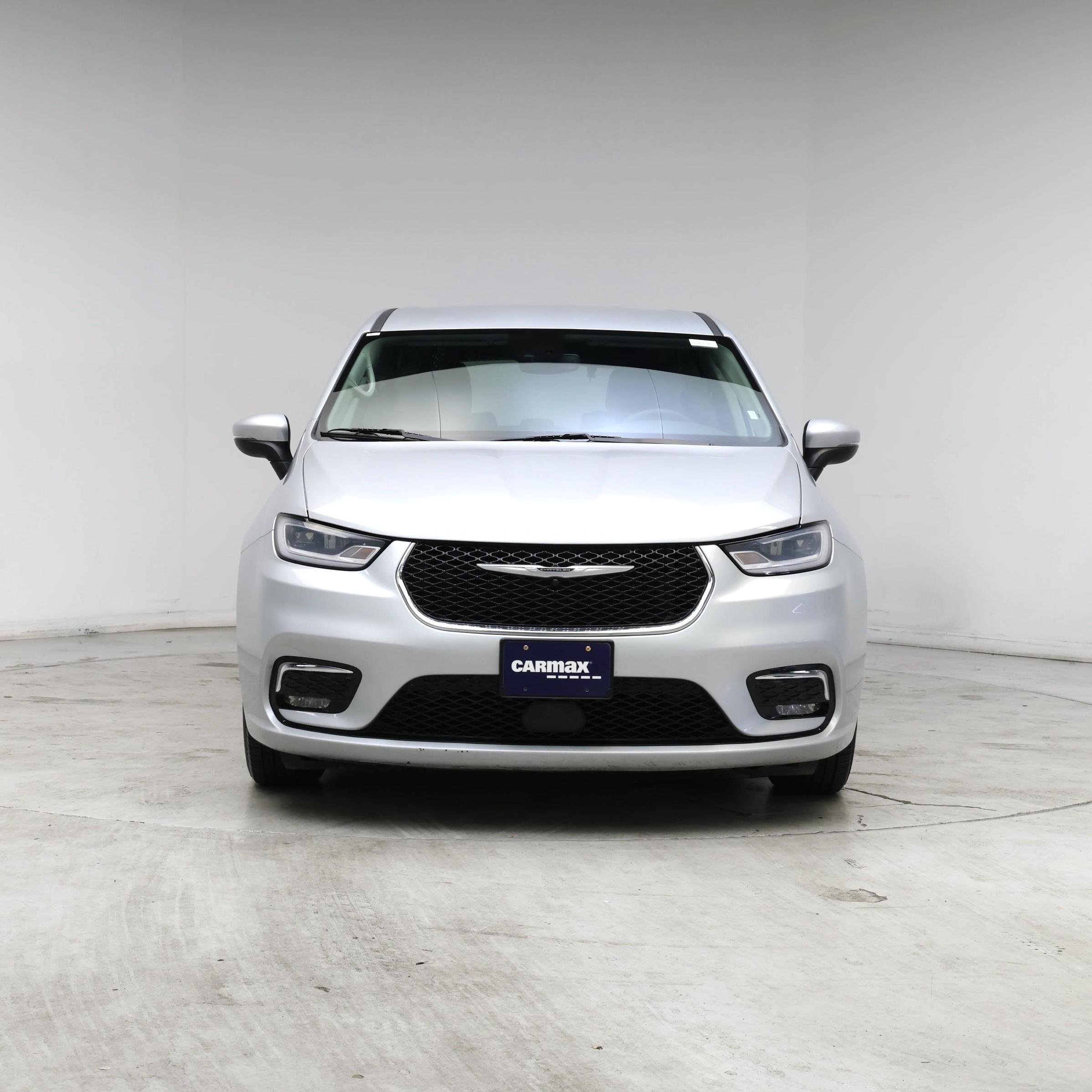 Thumbnail: 2023 Chrysler Pacifica - 5