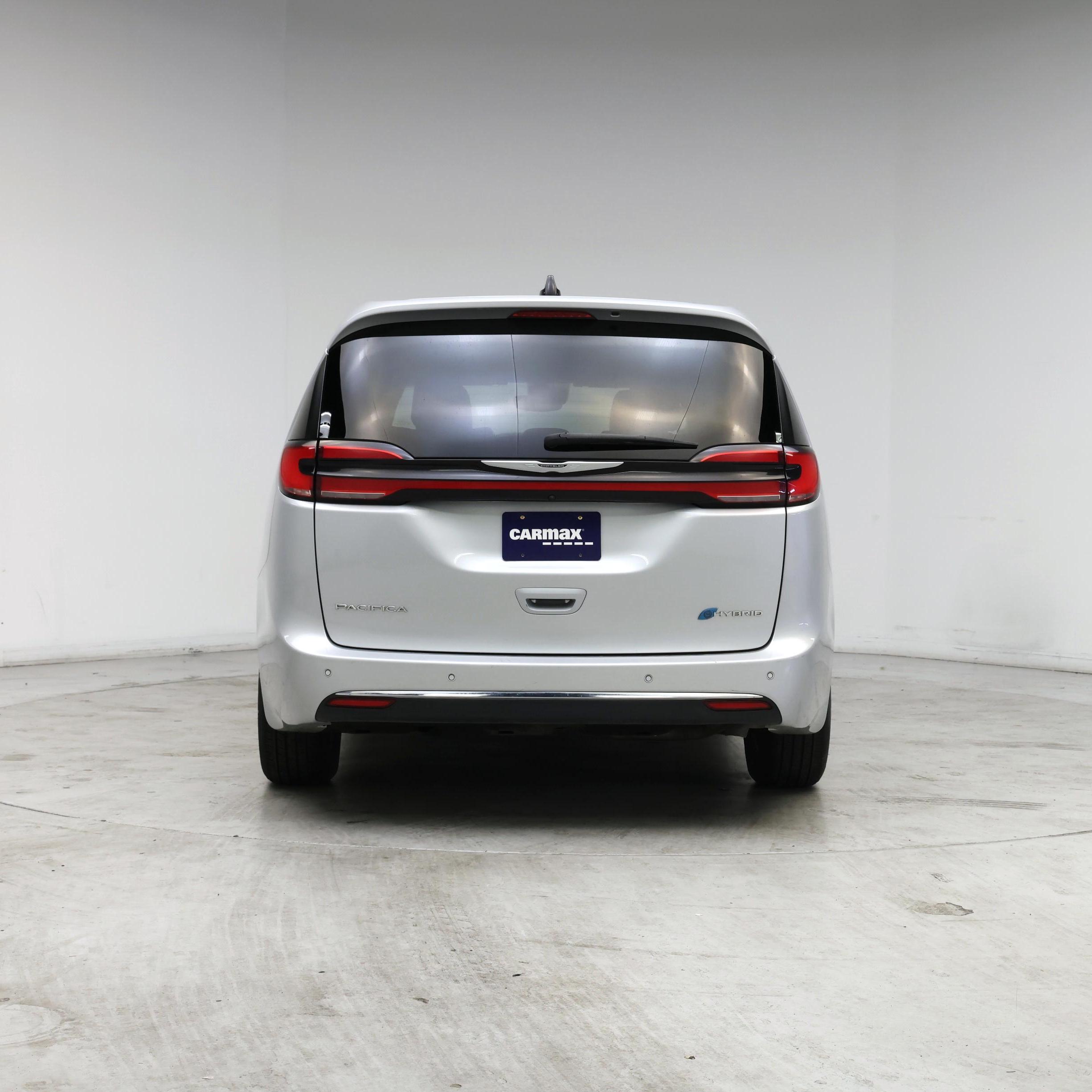 Thumbnail: 2023 Chrysler Pacifica - 6