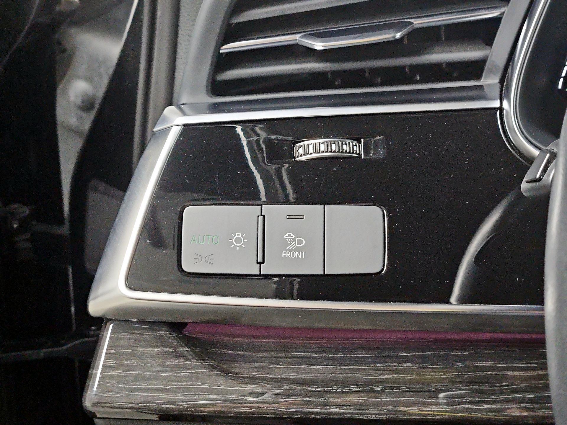 Thumbnail: 2025 Audi Q7 - 13