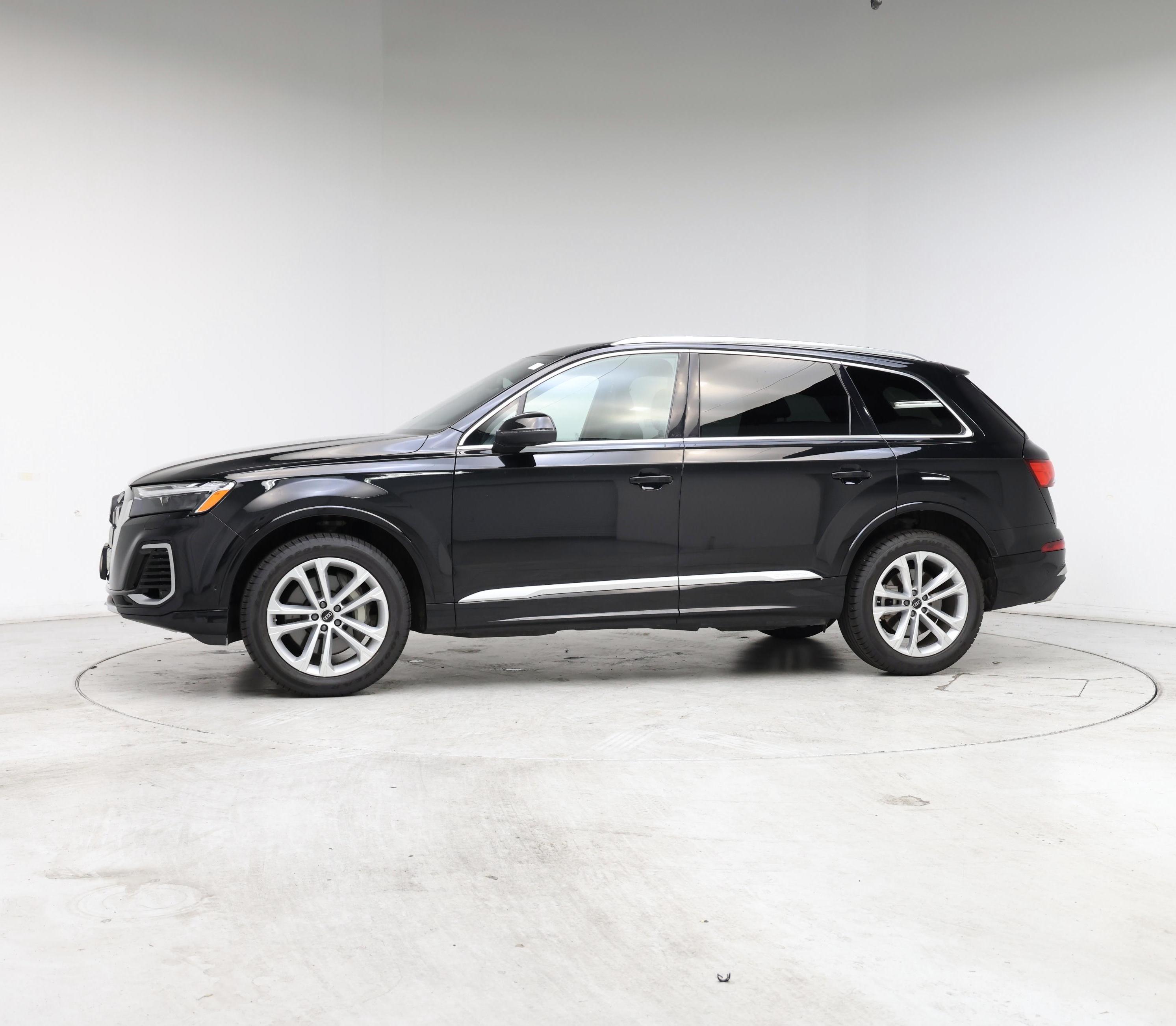 Thumbnail: 2025 Audi Q7 - 3