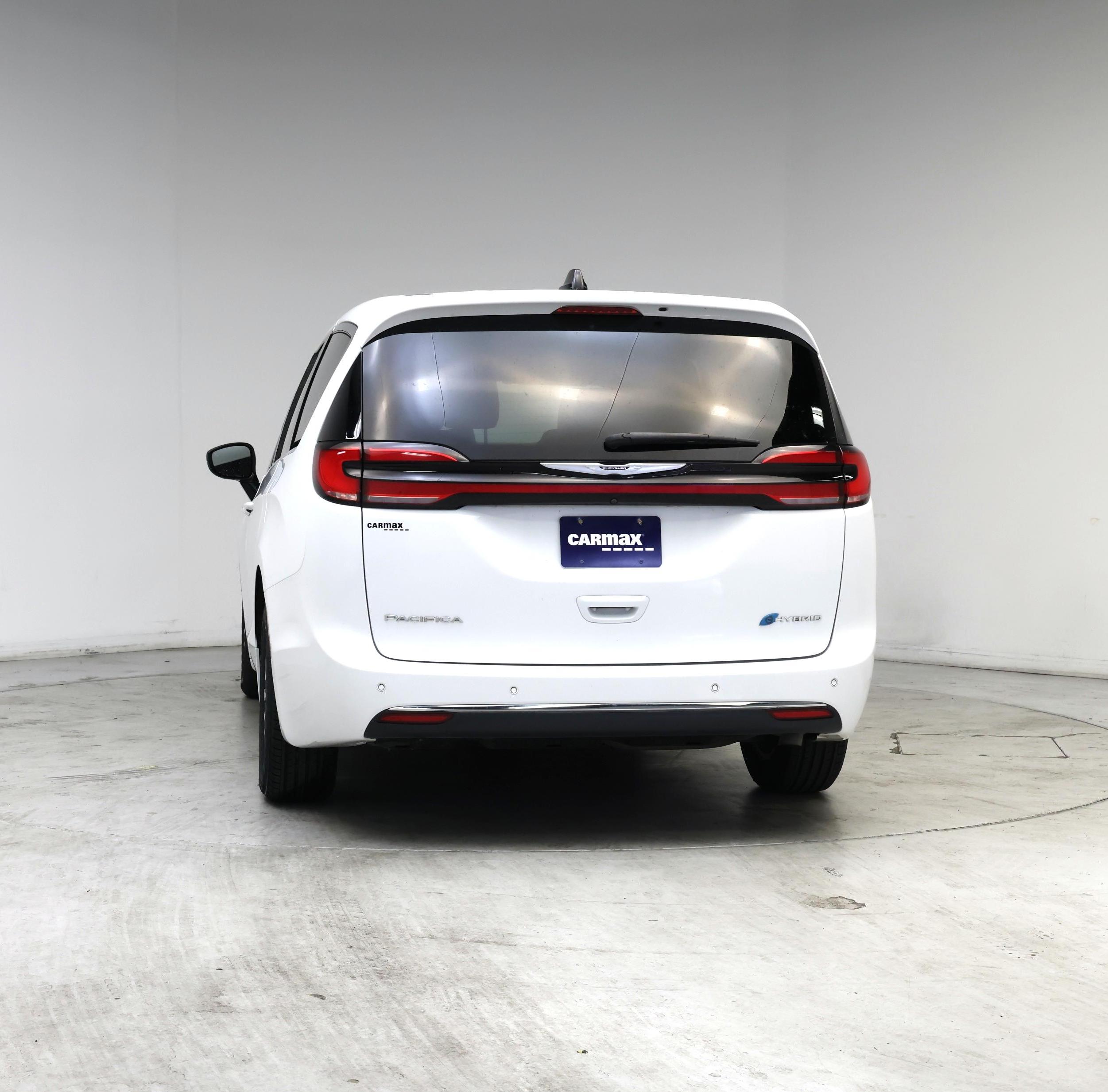 Thumbnail: 2024 Chrysler Pacifica - 7