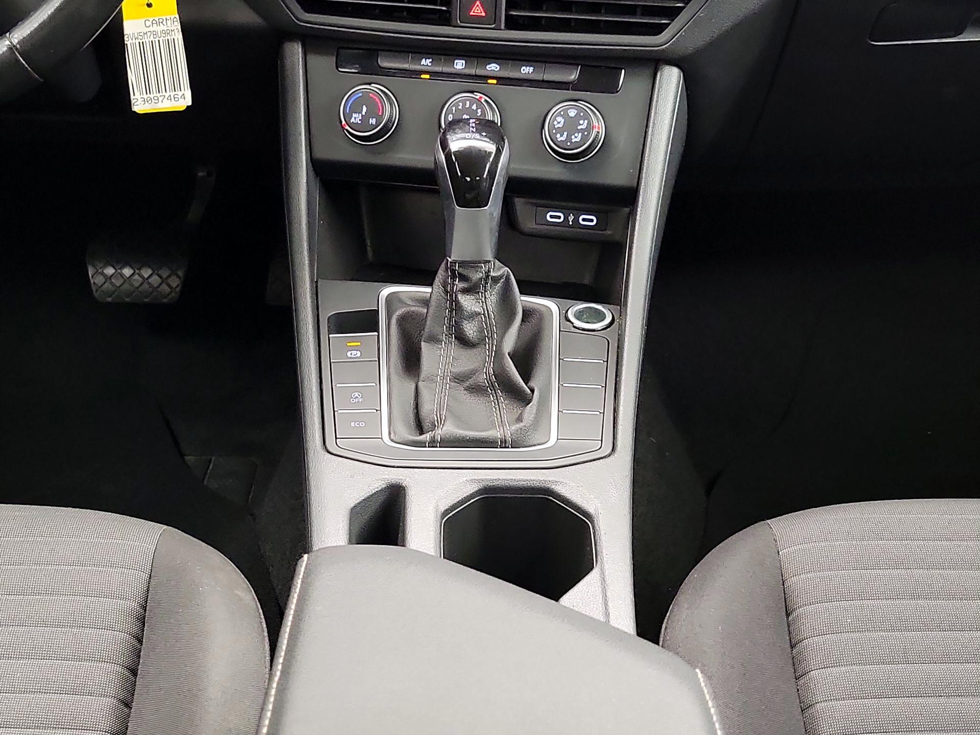 Thumbnail: 2024 Volkswagen Jetta - 17