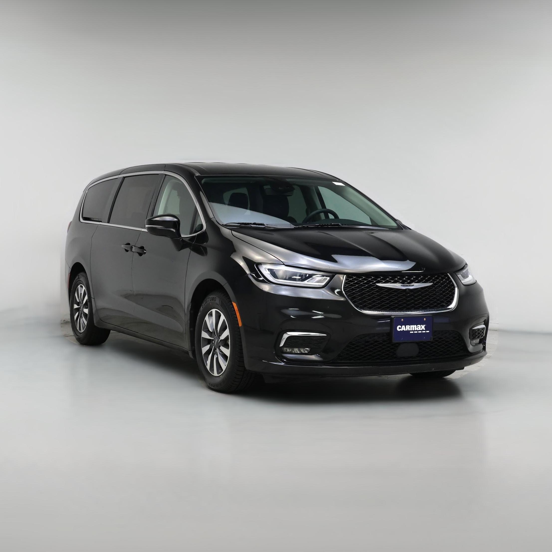 Thumbnail: 2024 Chrysler Pacifica - 1