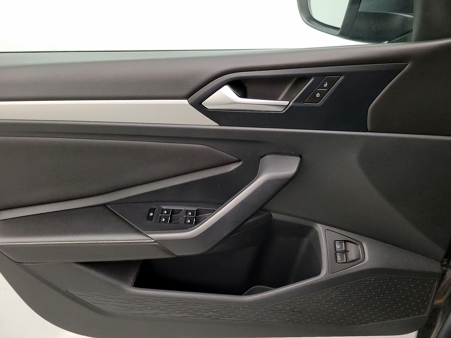 Thumbnail: 2024 Volkswagen Jetta - 12