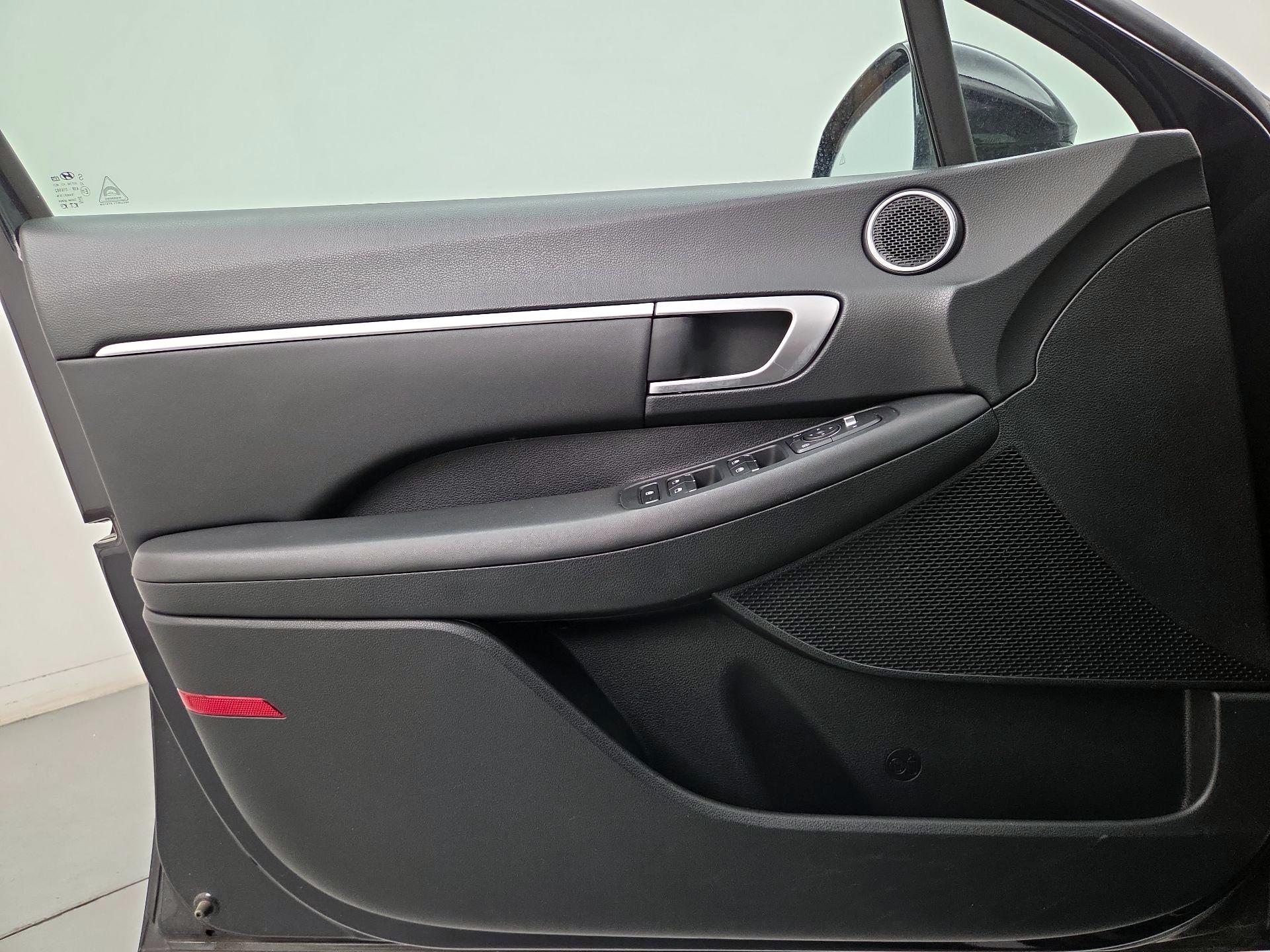 Thumbnail: 2024 Hyundai Sonata - 12