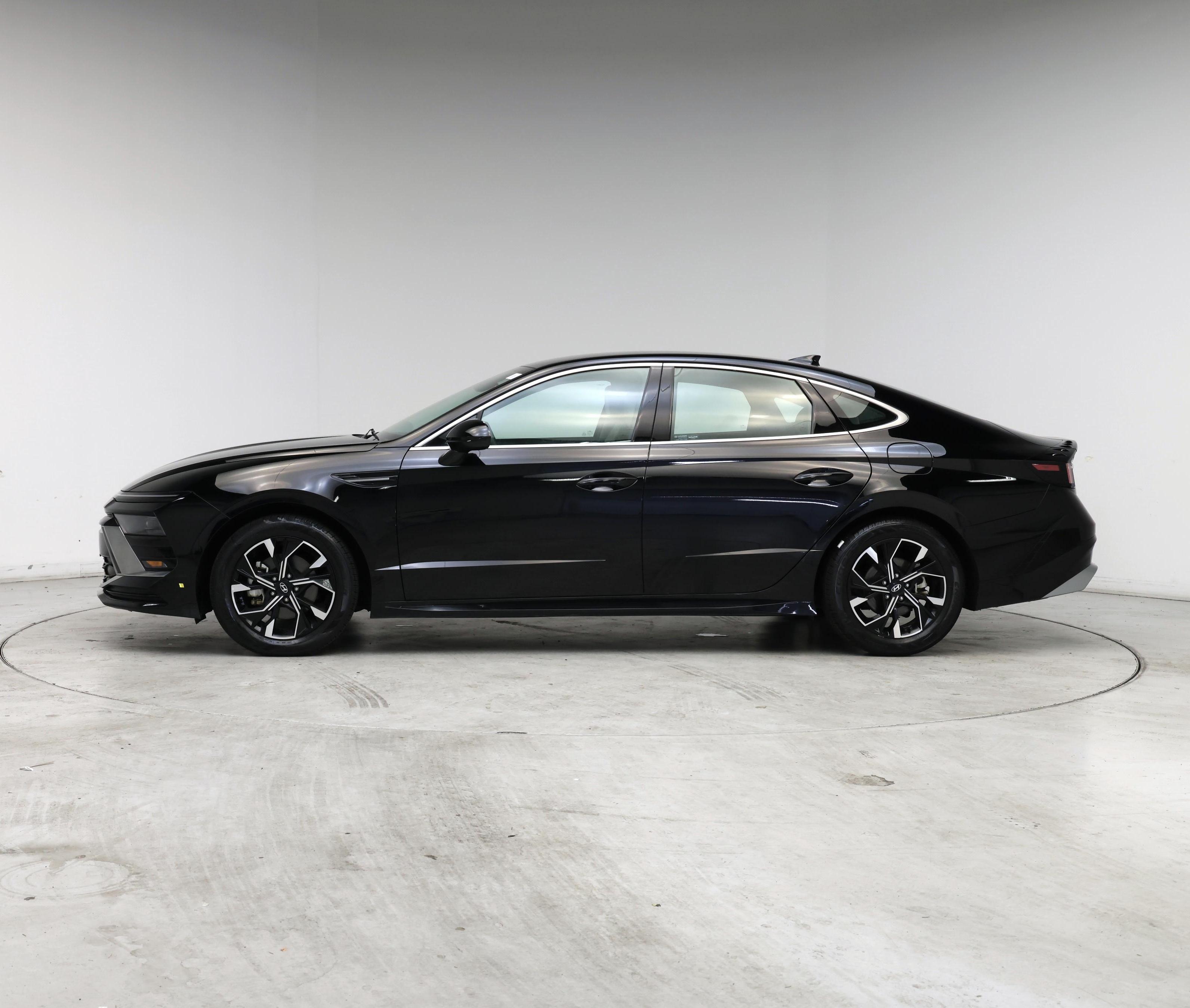 Thumbnail: 2025 Hyundai Sonata - 3
