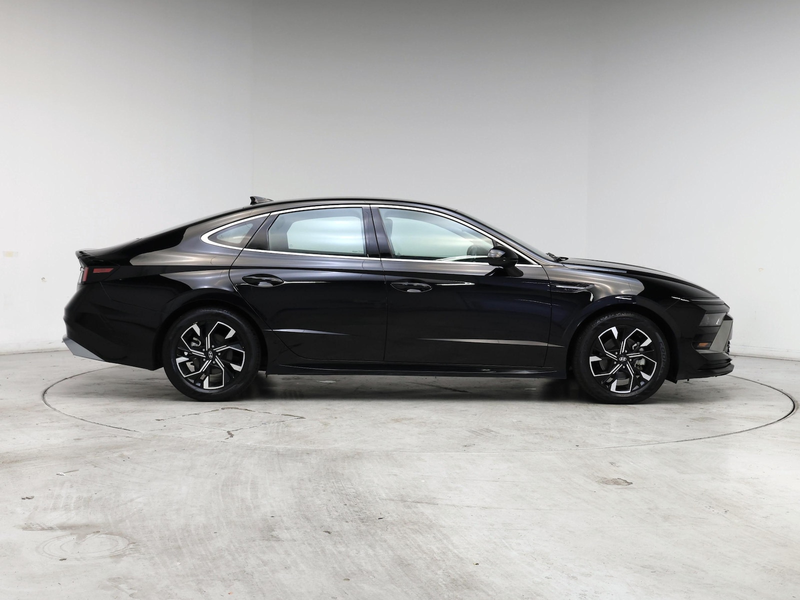 2025 Hyundai Sonata SEL - Photo 8