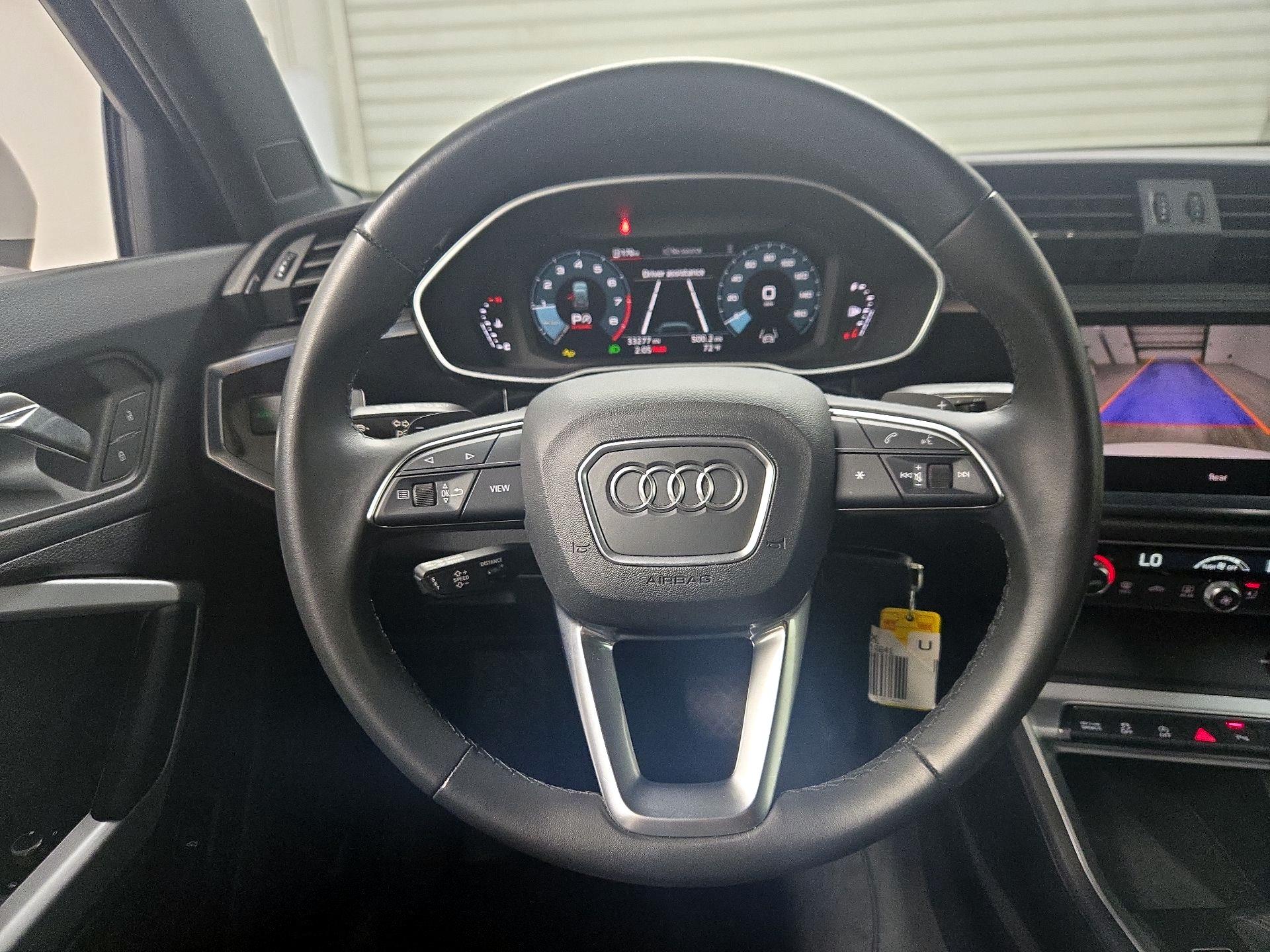Thumbnail: 2025 Audi Q3 - 10