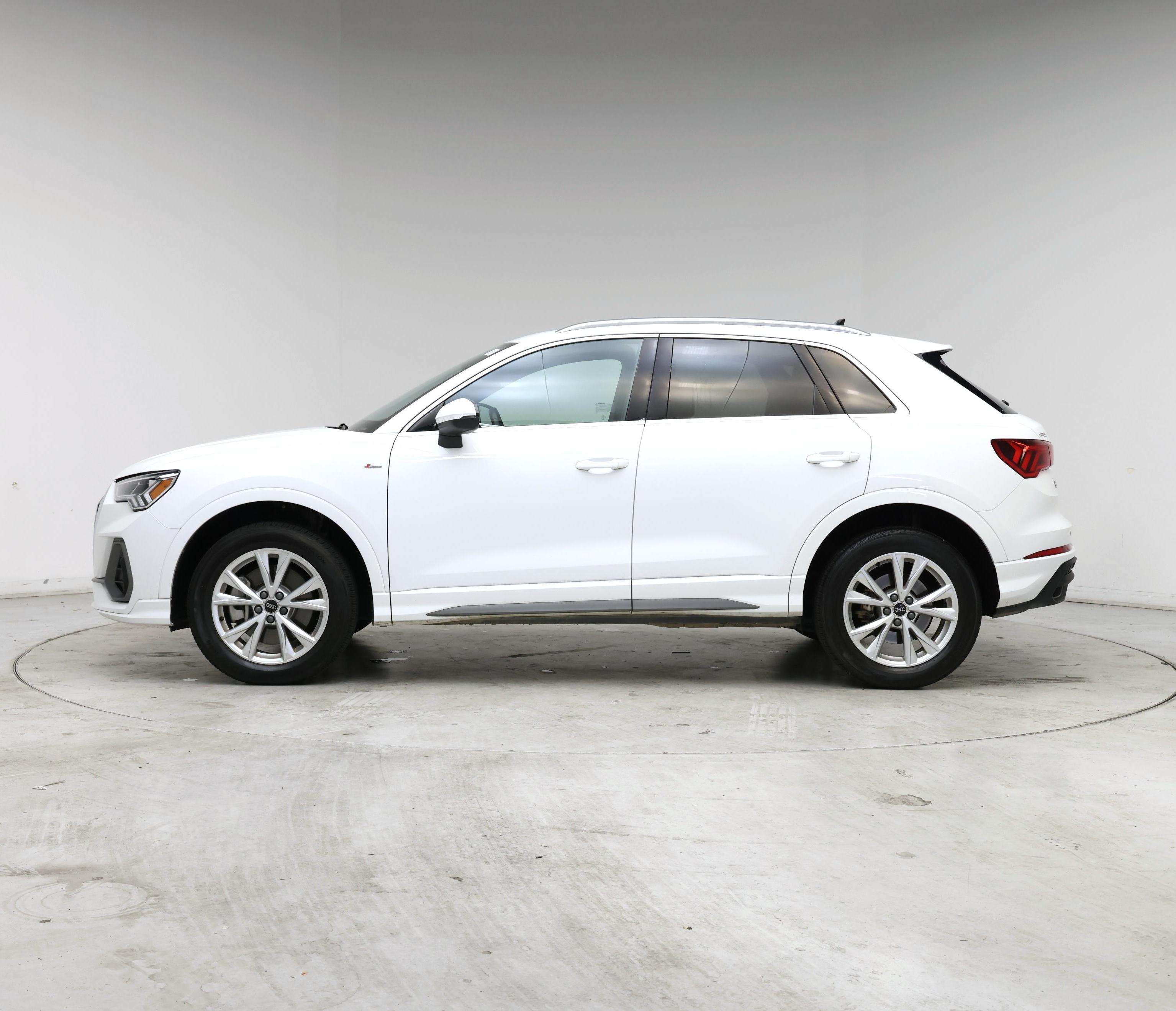 Thumbnail: 2025 Audi Q3 - 3