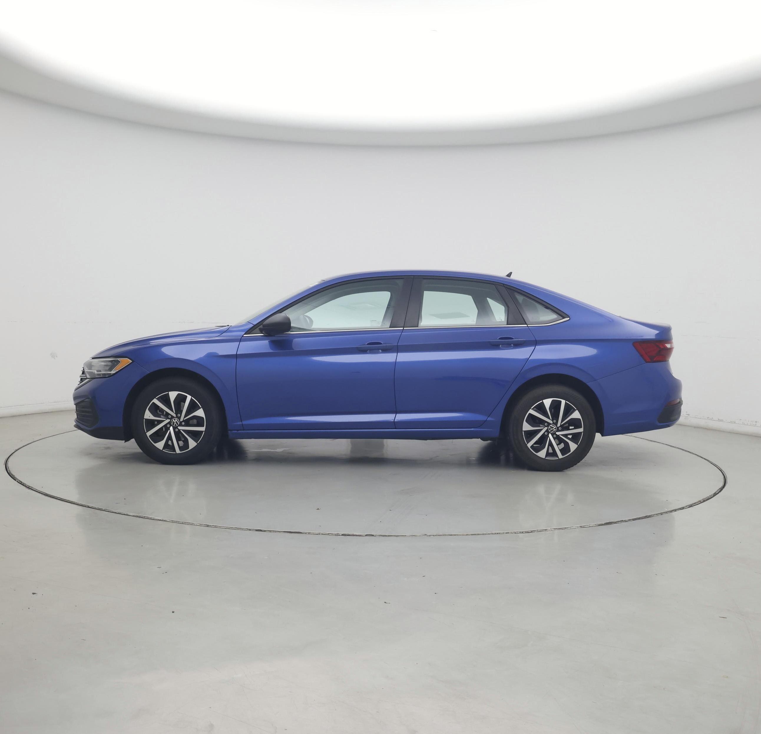 Thumbnail: 2024 Volkswagen Jetta - 3