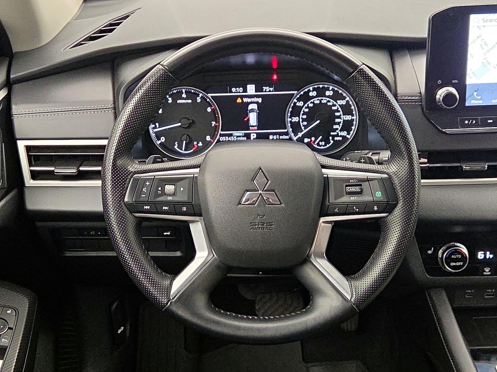 2024 Mitsubishi Outlander SE - Photo 11