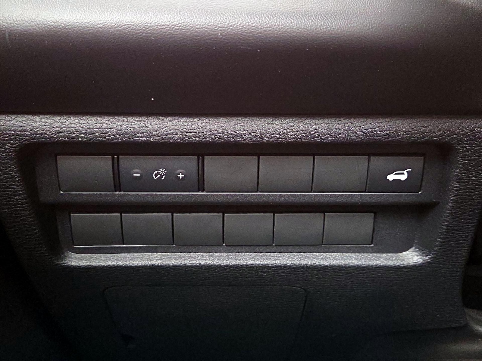 2024 Mitsubishi Outlander SE - Photo 14