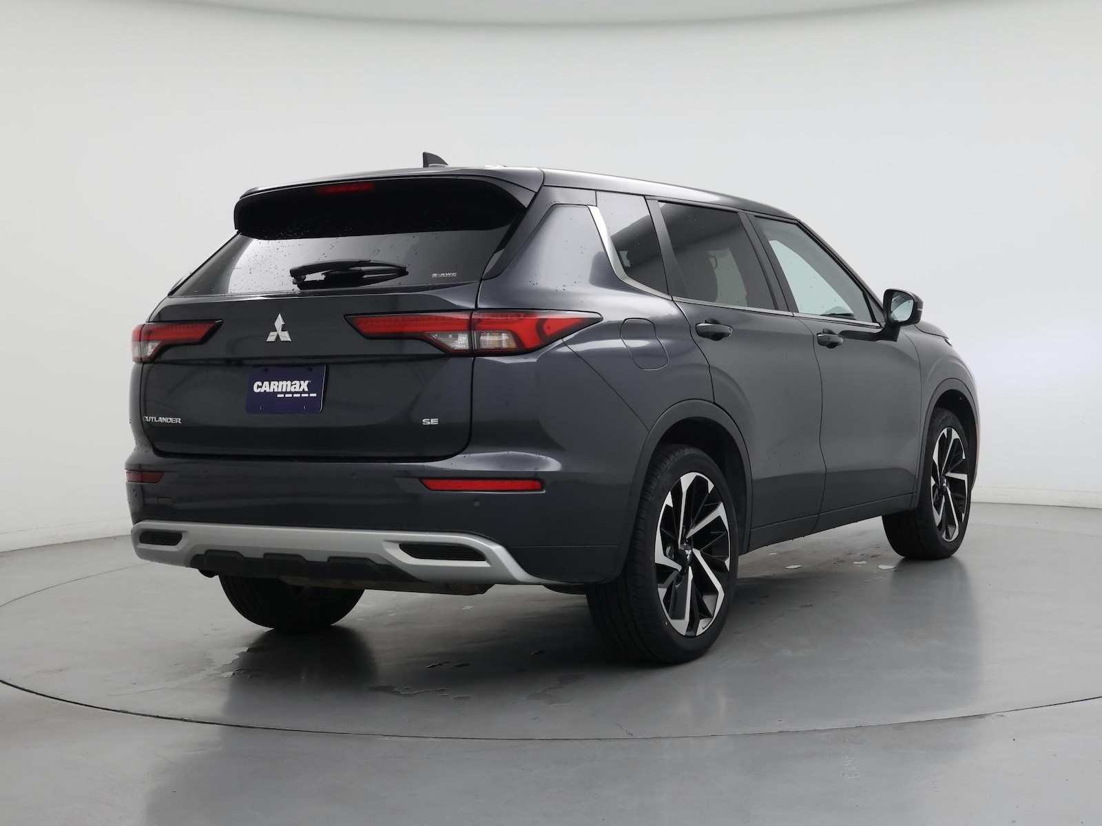 2024 Mitsubishi Outlander SE - Photo 9