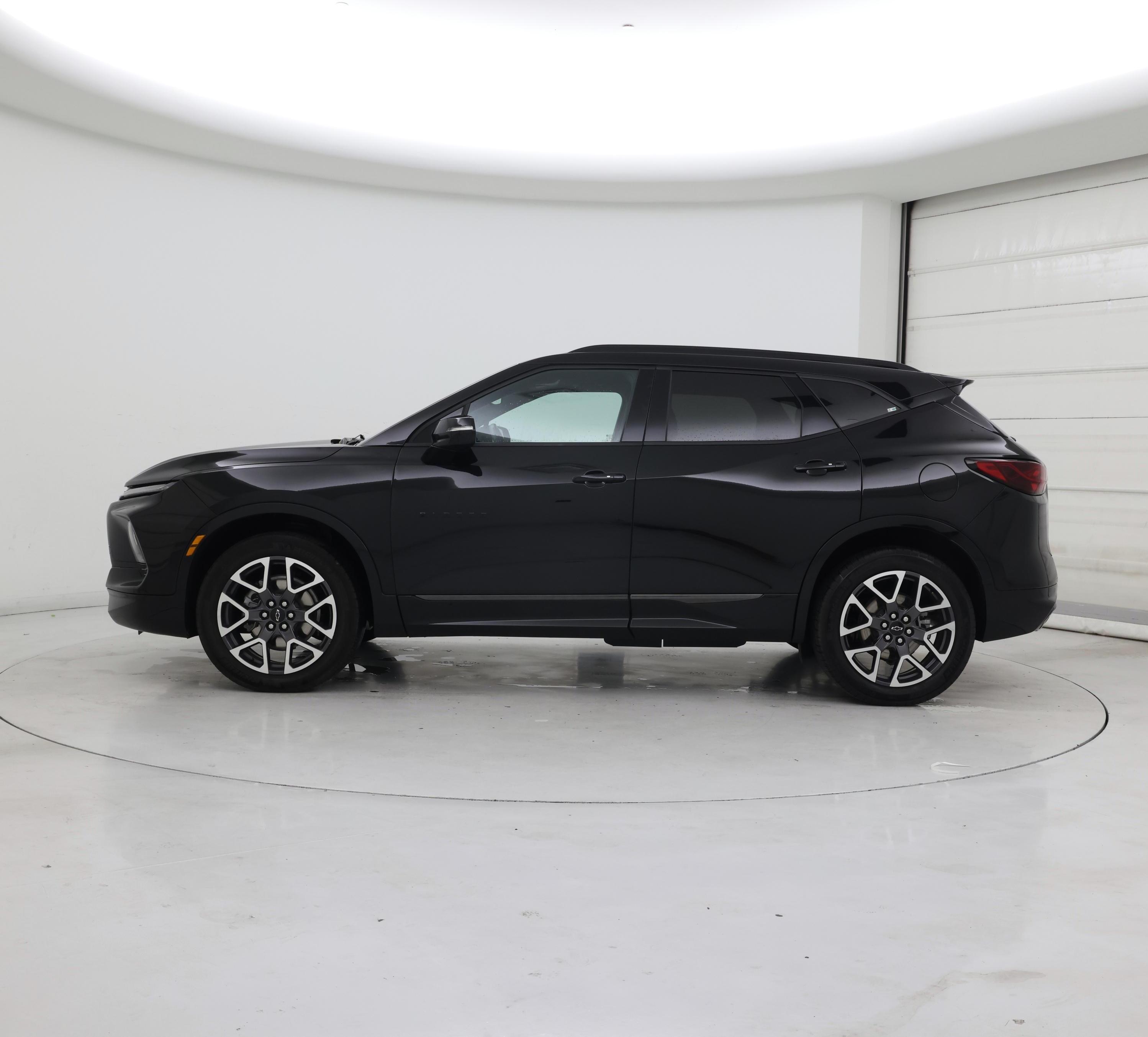 Thumbnail: 2025 Chevrolet Blazer - 3