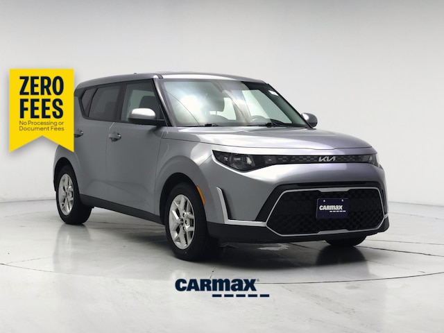 Gray 2024 Kia Soul SUV / Crossover Front-Wheel Drive Automatic