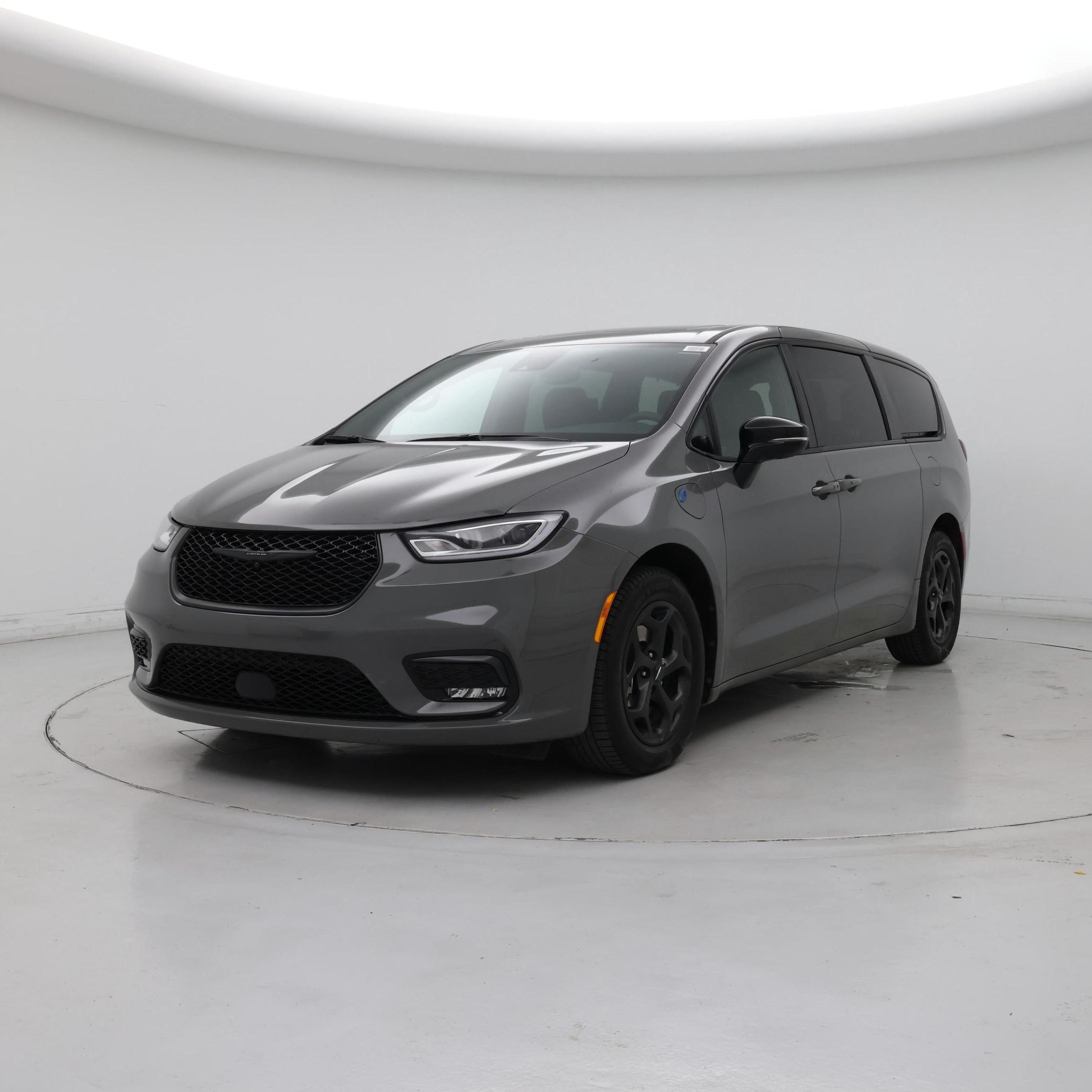 Thumbnail: 2023 Chrysler Pacifica - 4