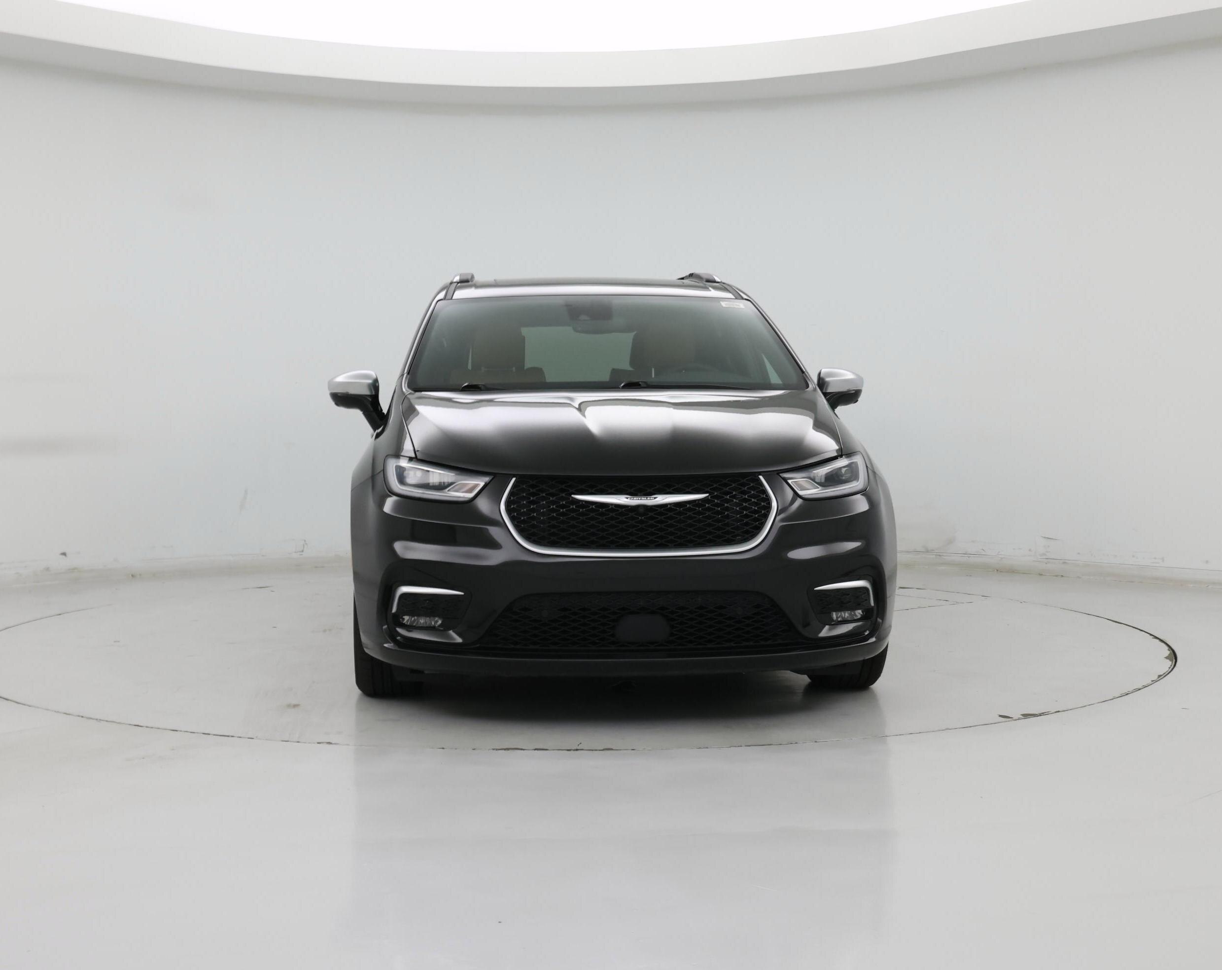 Thumbnail: 2023 Chrysler Pacifica - 5