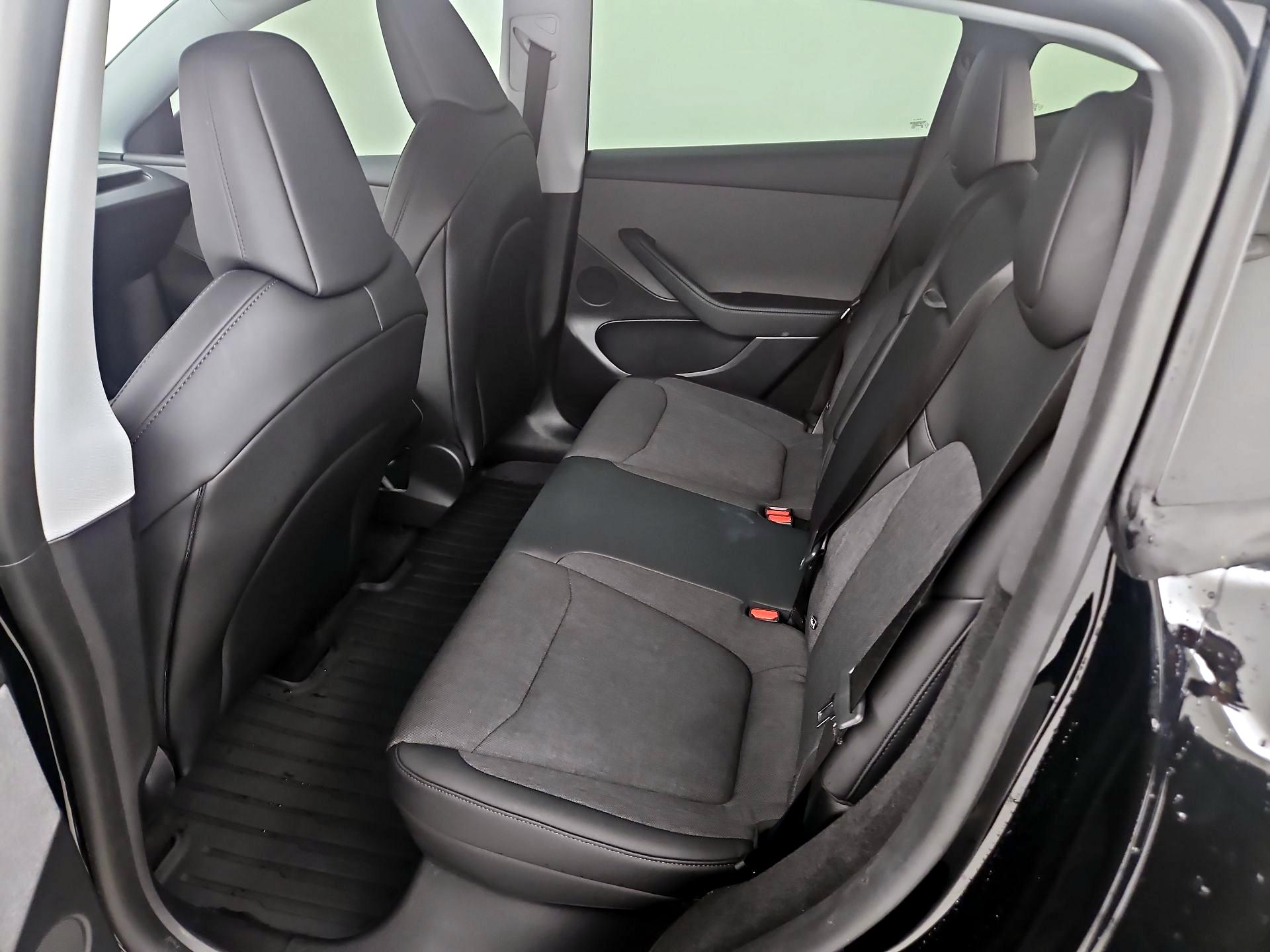 Thumbnail: 2026 Tesla Model Y - 20