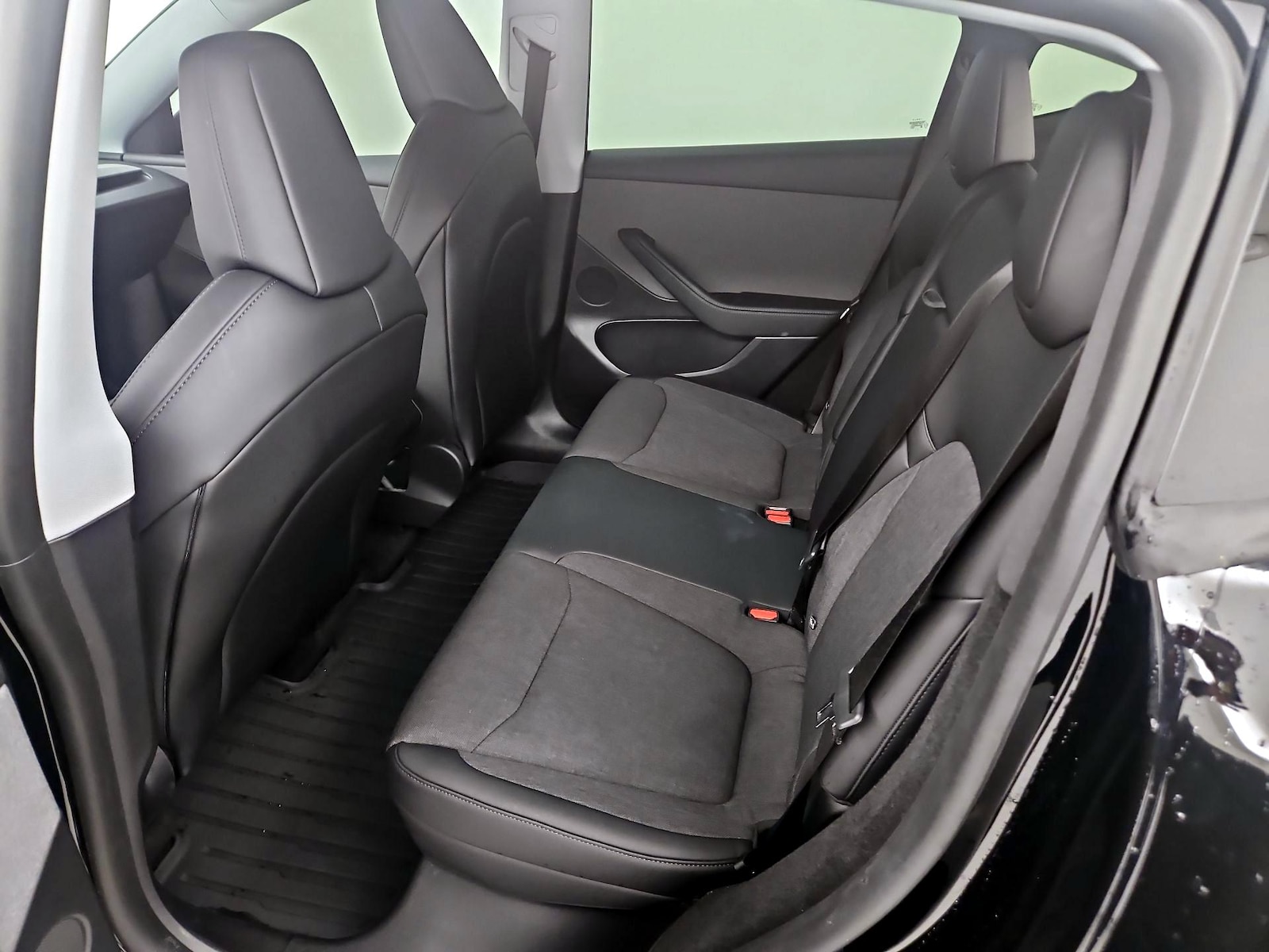 2026 Tesla Model Y Long Range - Photo 21