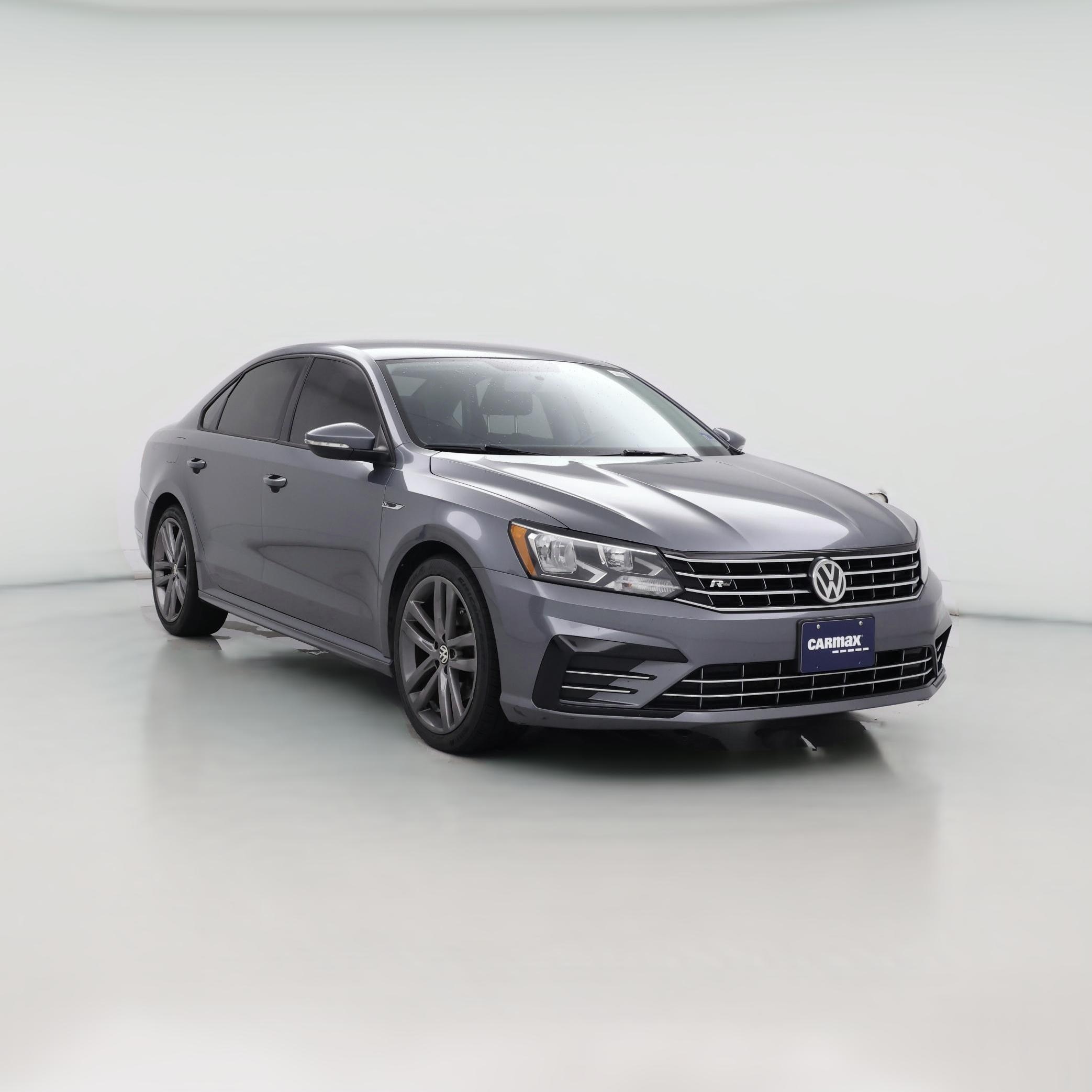 Thumbnail: 2018 Volkswagen Passat - 1