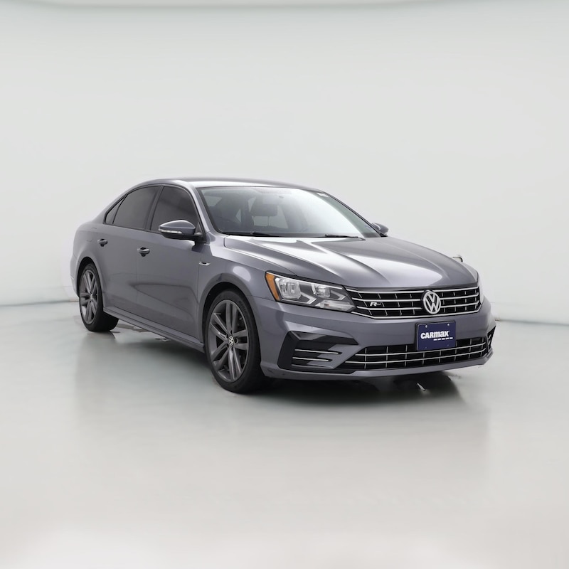 2018 Volkswagen Passat R-Line
