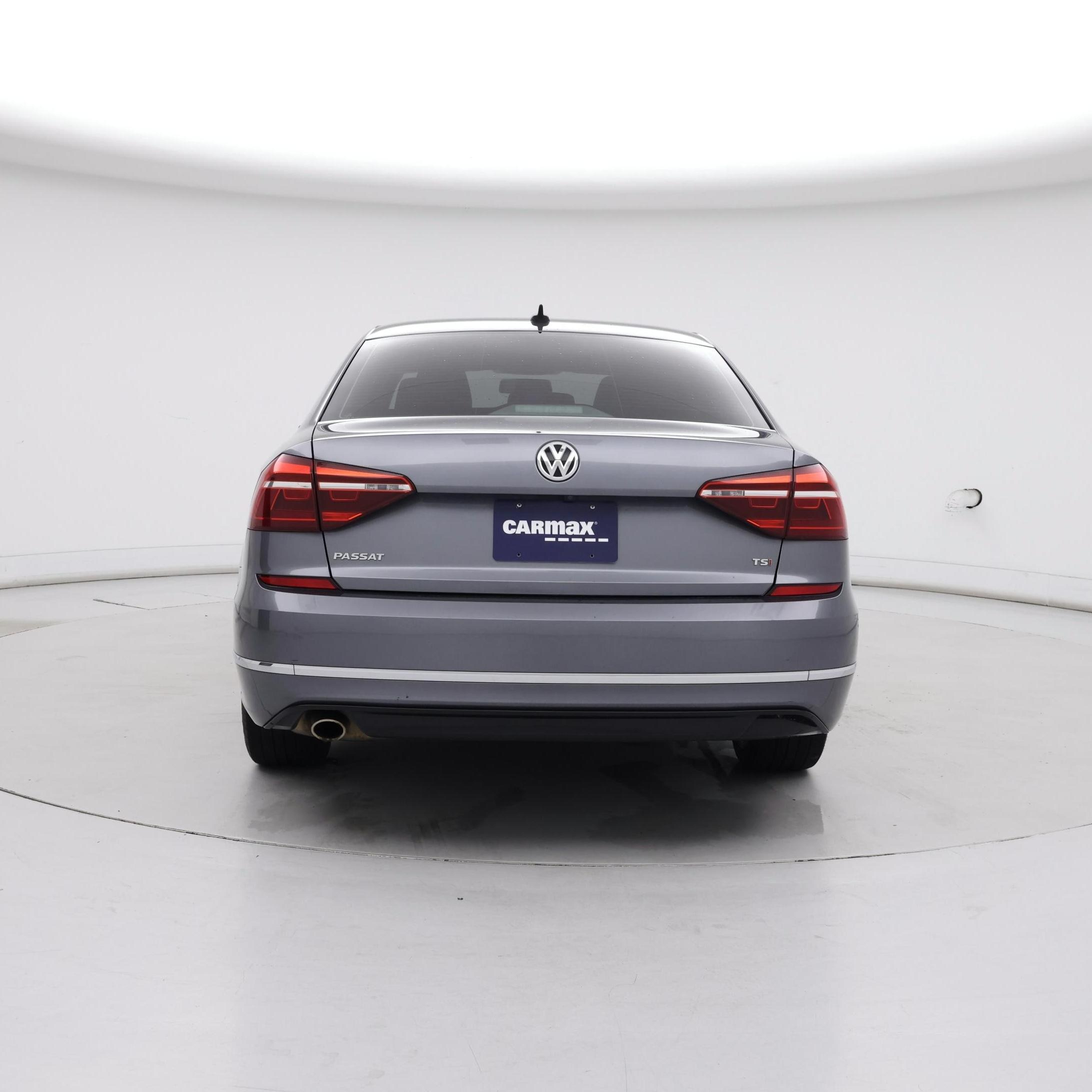 Thumbnail: 2018 Volkswagen Passat - 6