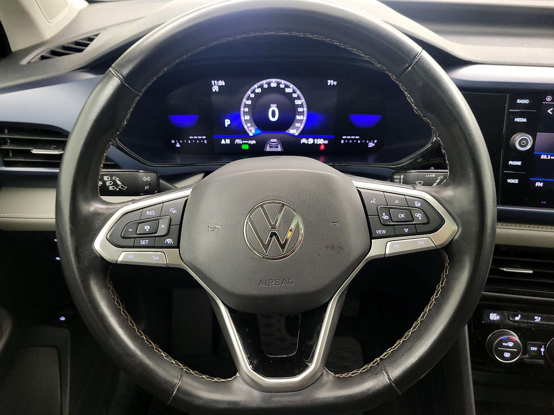 Thumbnail: 2024 Volkswagen Taos - 10
