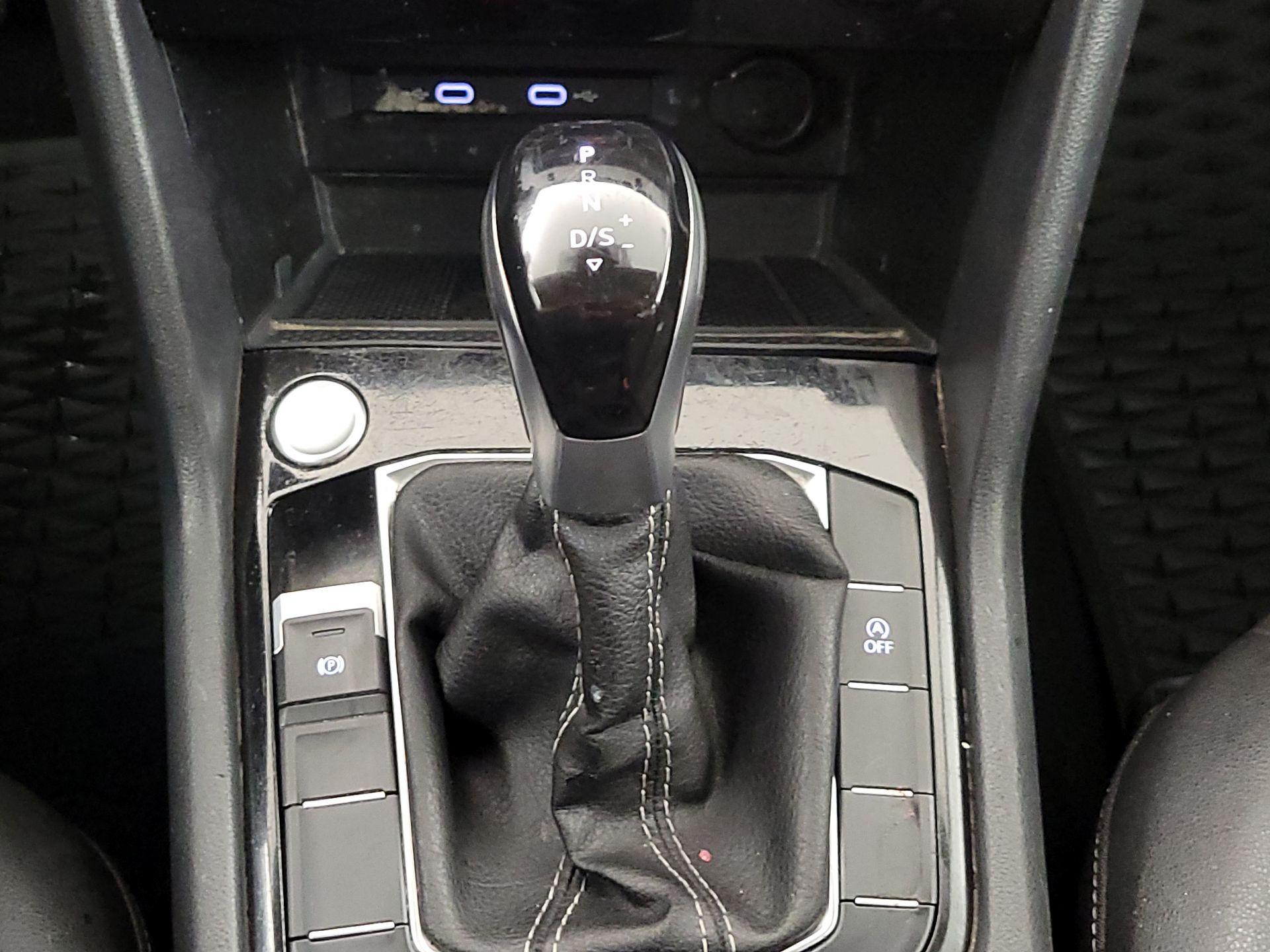 Thumbnail: 2024 Volkswagen Taos - 17