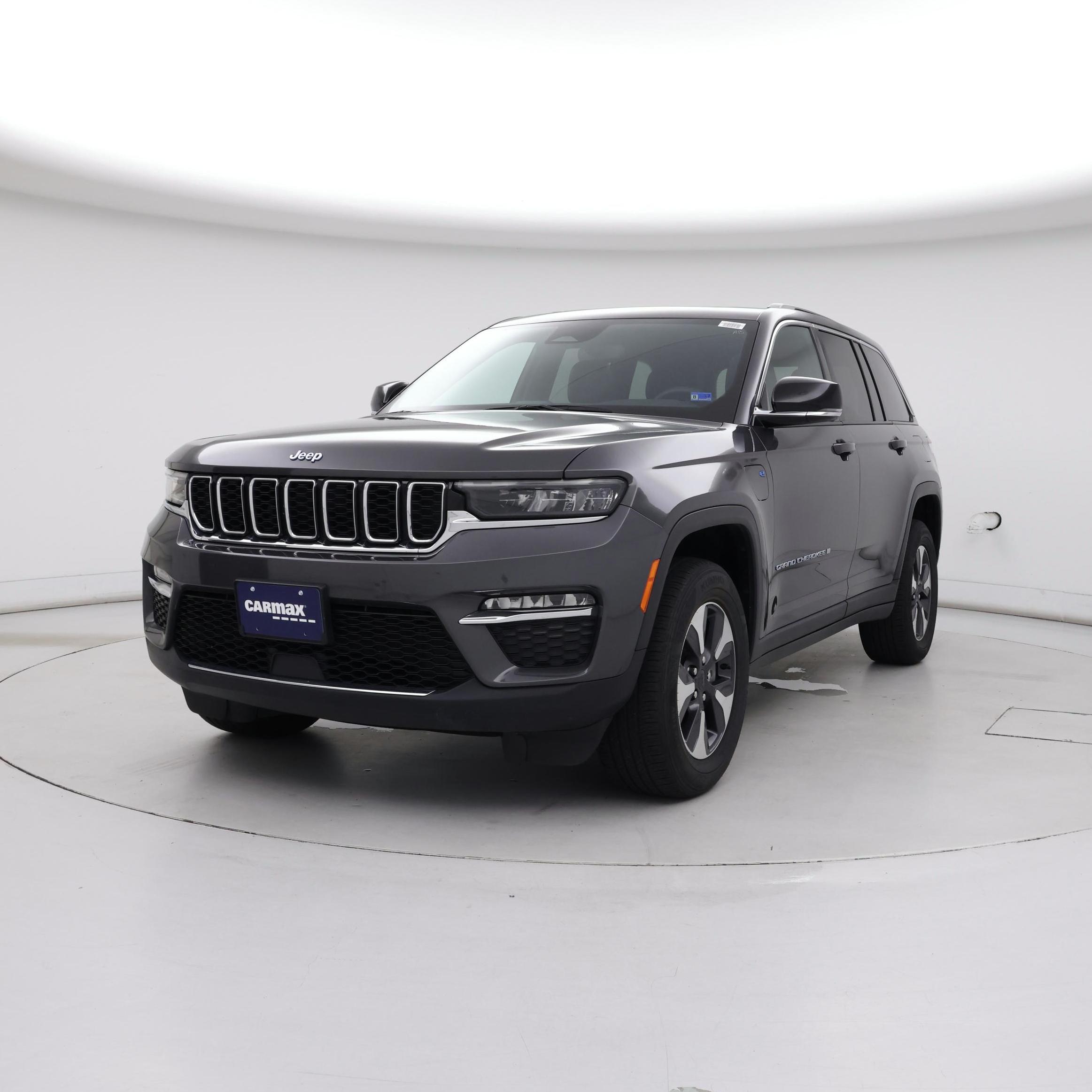 Thumbnail: 2024 Jeep Grand Cherokee - 4