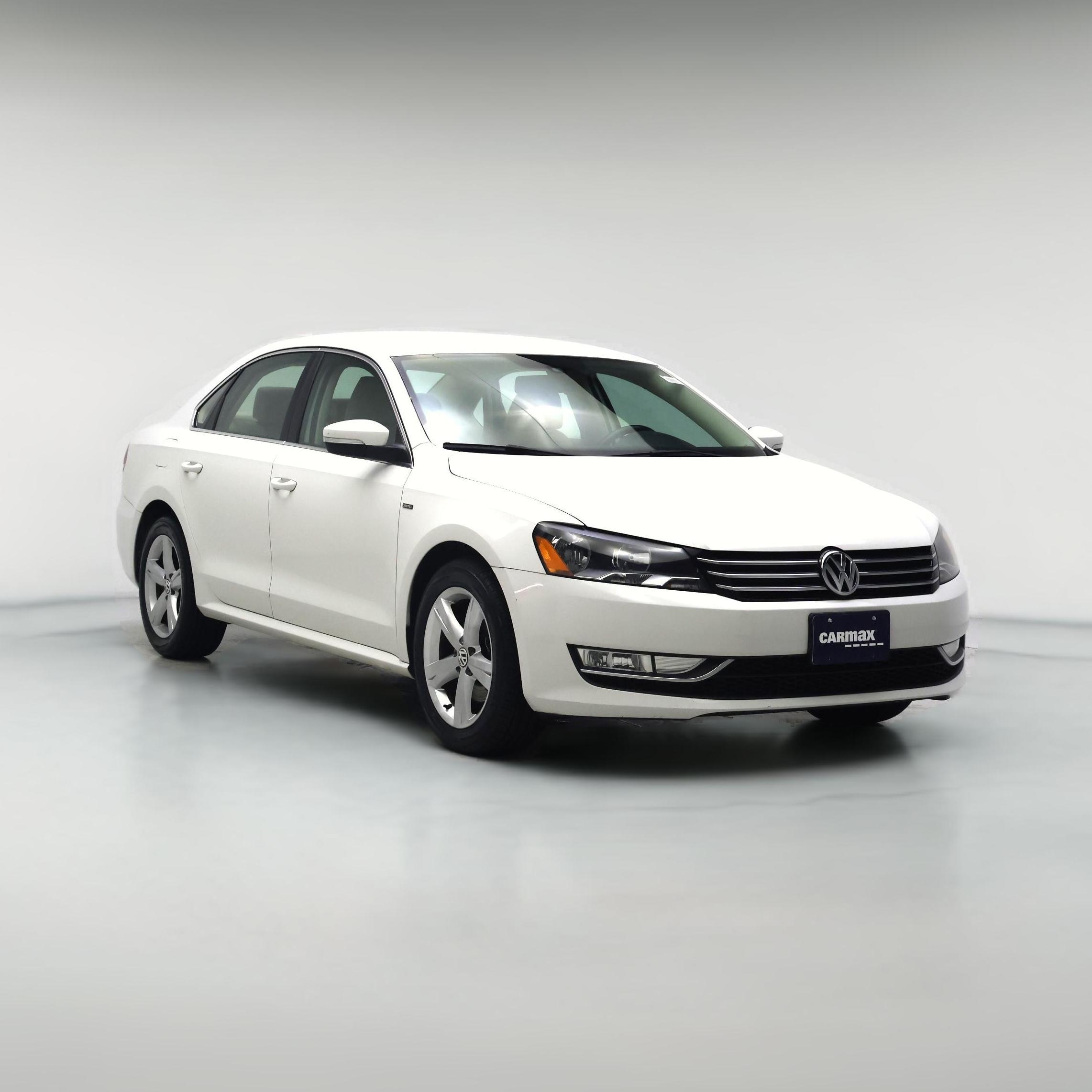 Thumbnail: 2015 Volkswagen Passat - 1