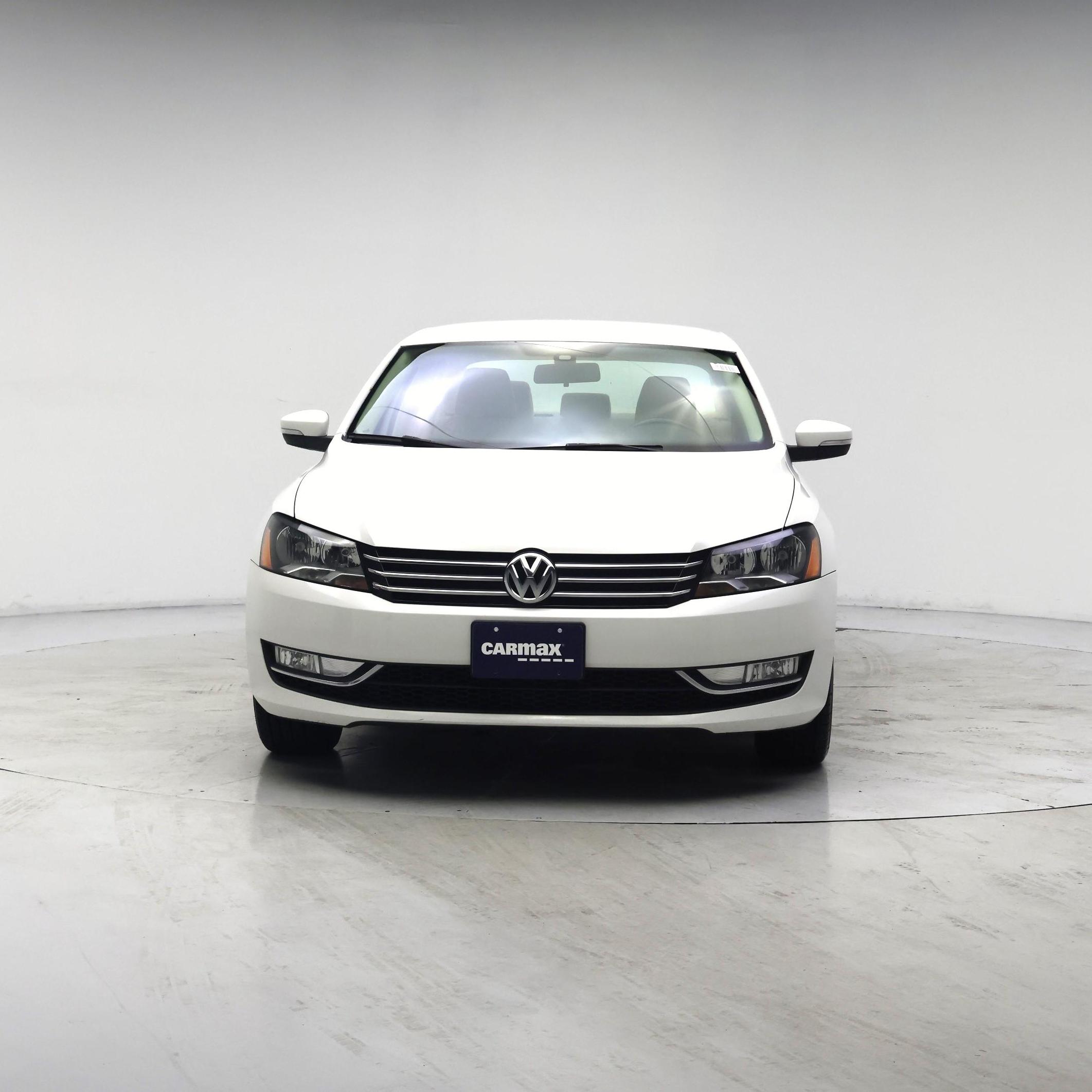 Thumbnail: 2015 Volkswagen Passat - 5