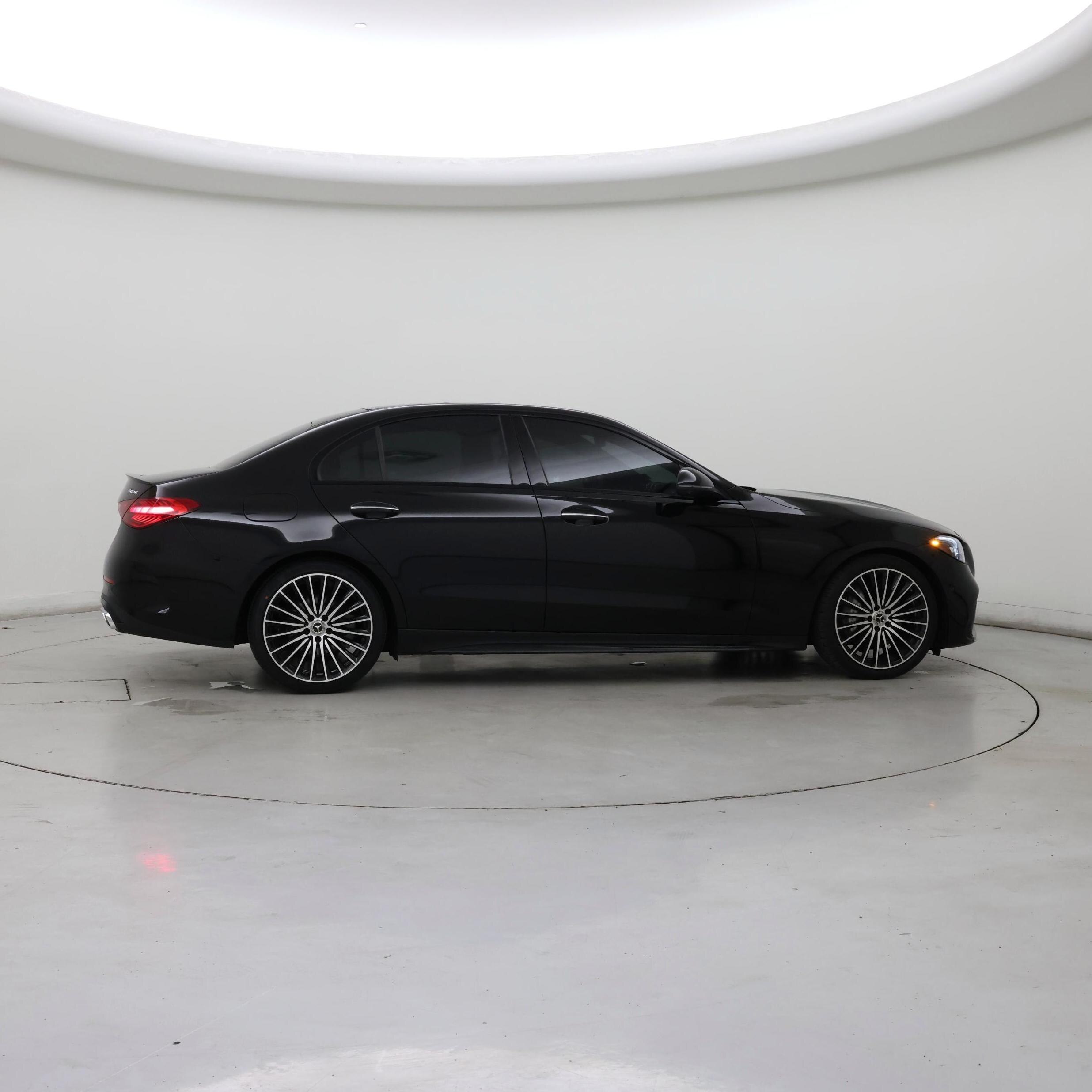 Thumbnail: 2024 Mercedes-Benz C-Class - 7