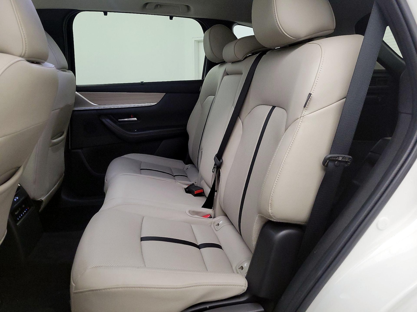 2025 Mazda CX-70 Premium Package - Photo 22