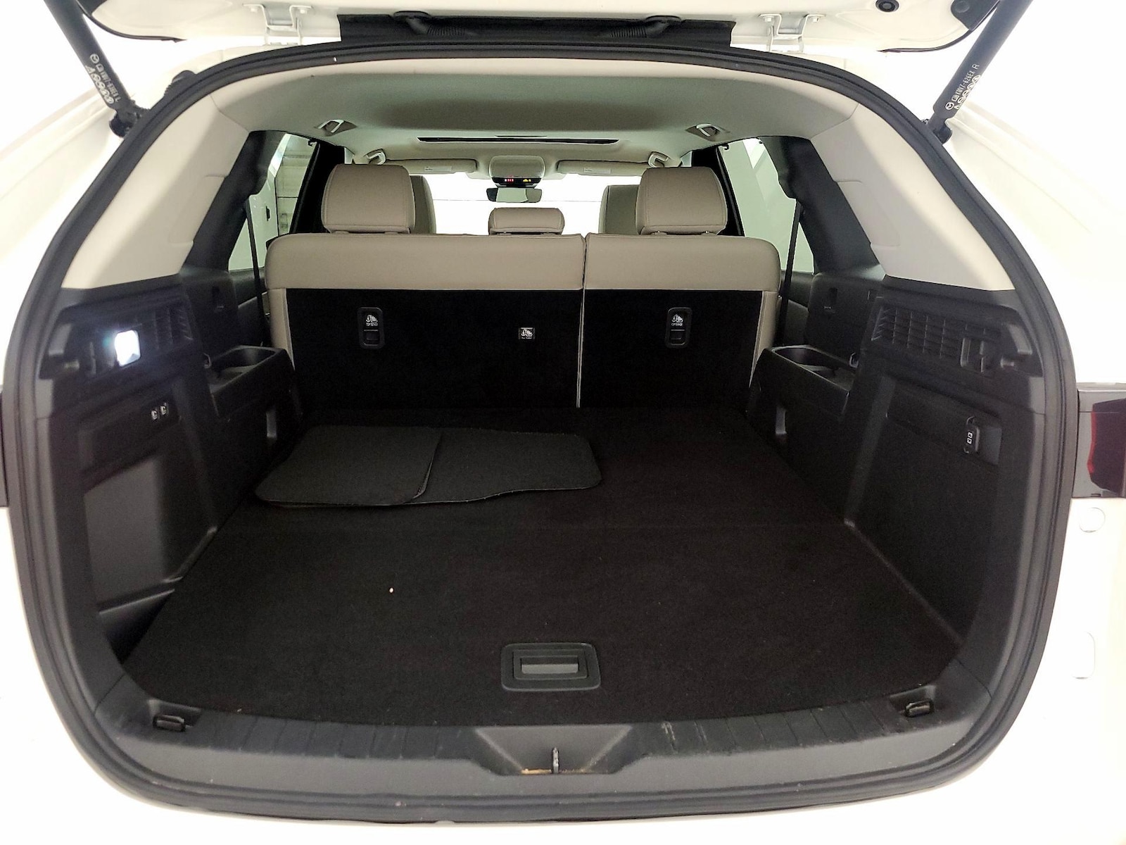 2025 Mazda CX-70 Premium Package - Photo 23