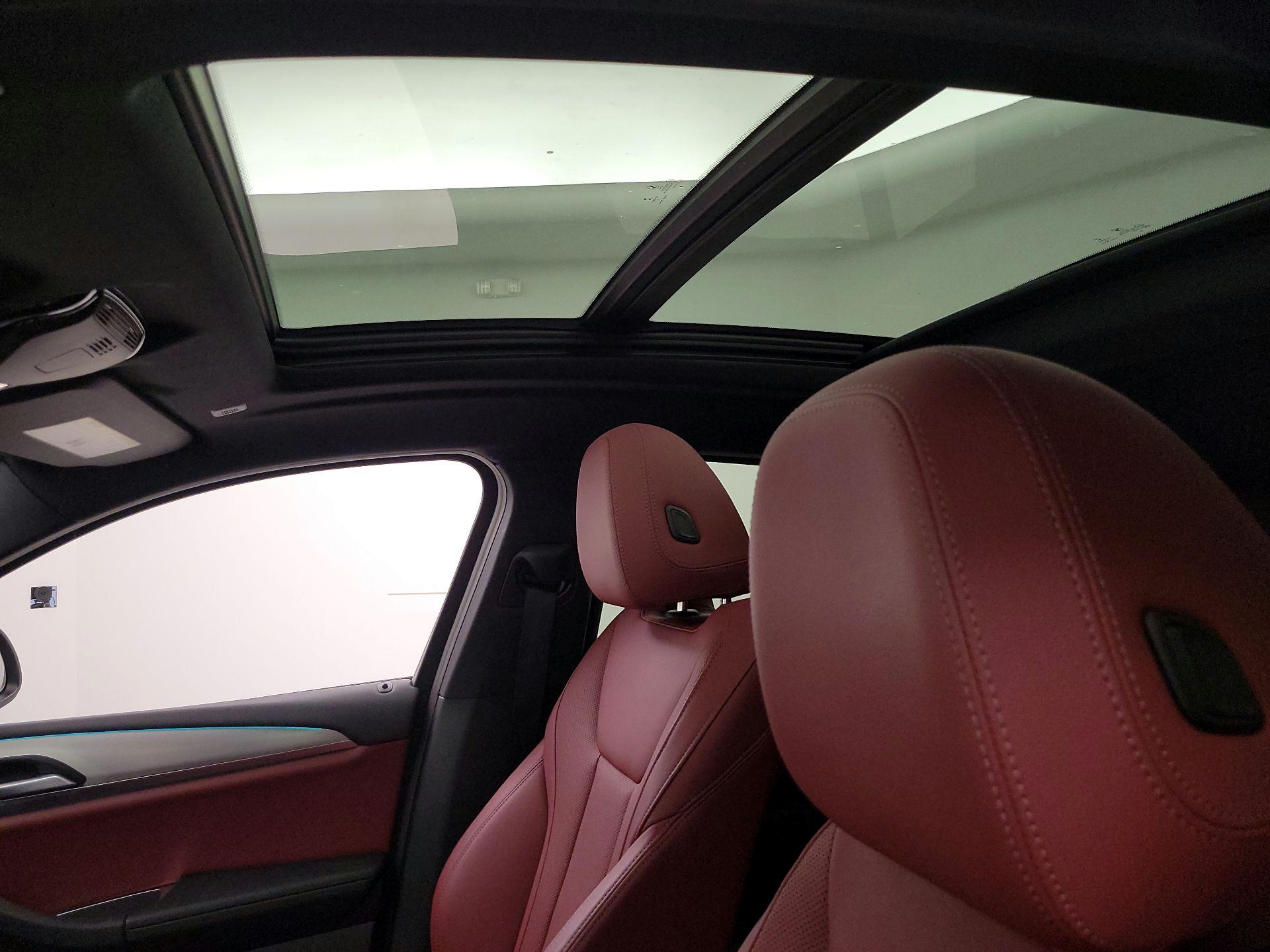 Thumbnail: 2023 BMW X4 - 20