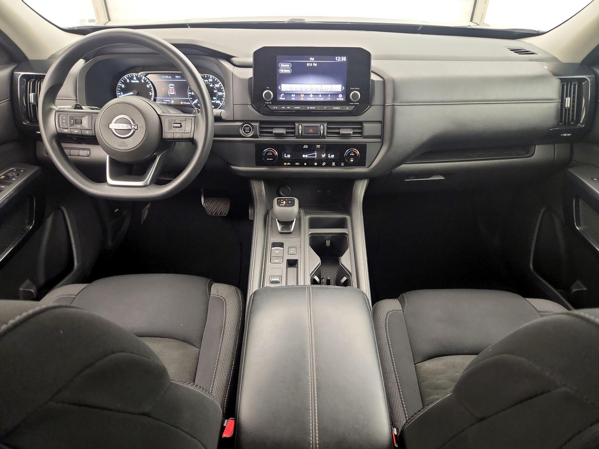 Thumbnail: 2024 Nissan Pathfinder - 9
